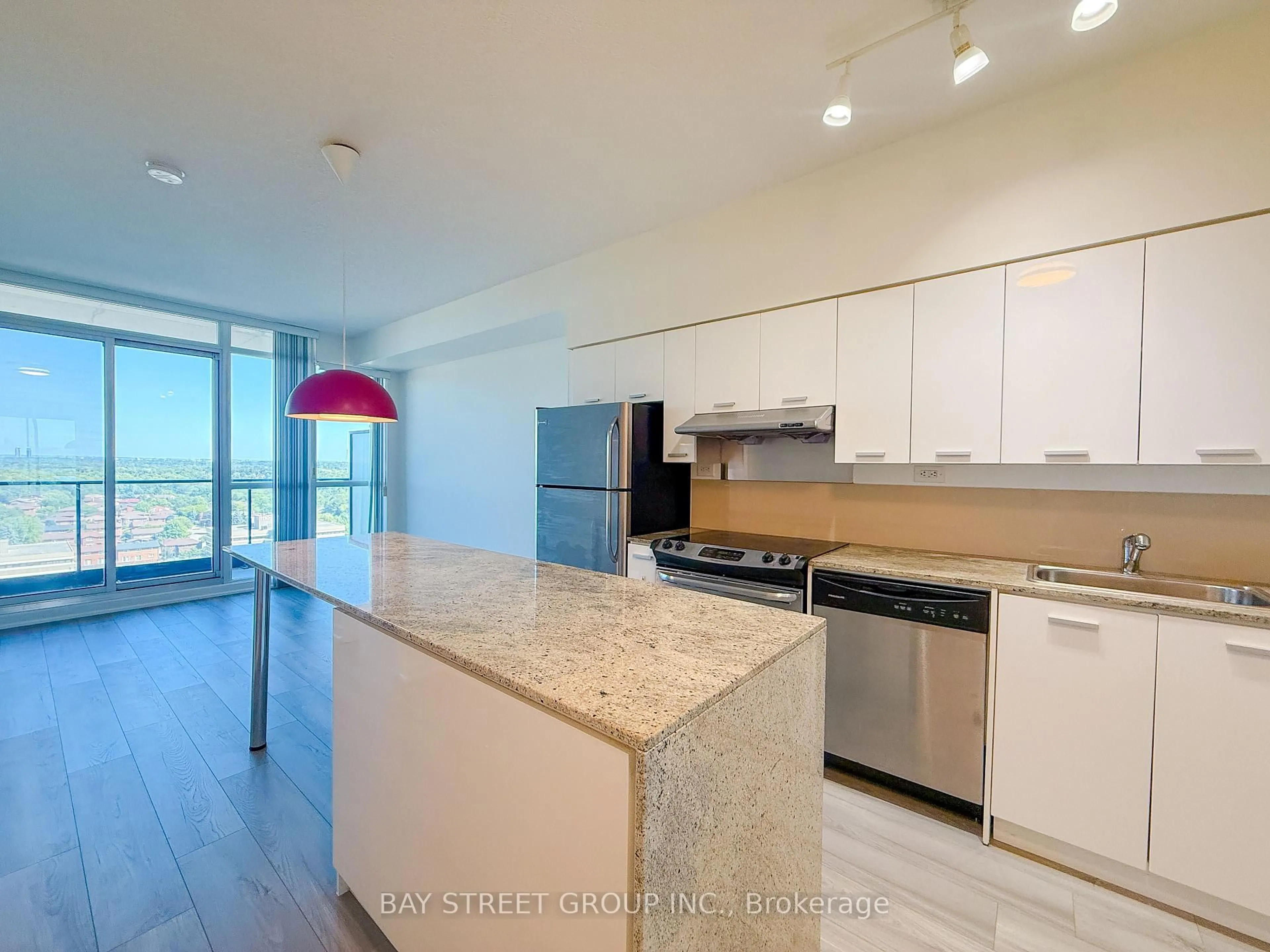 Open concept kitchen, unknown for 29 Singer Crt #1806, Toronto Ontario M2K 0B3