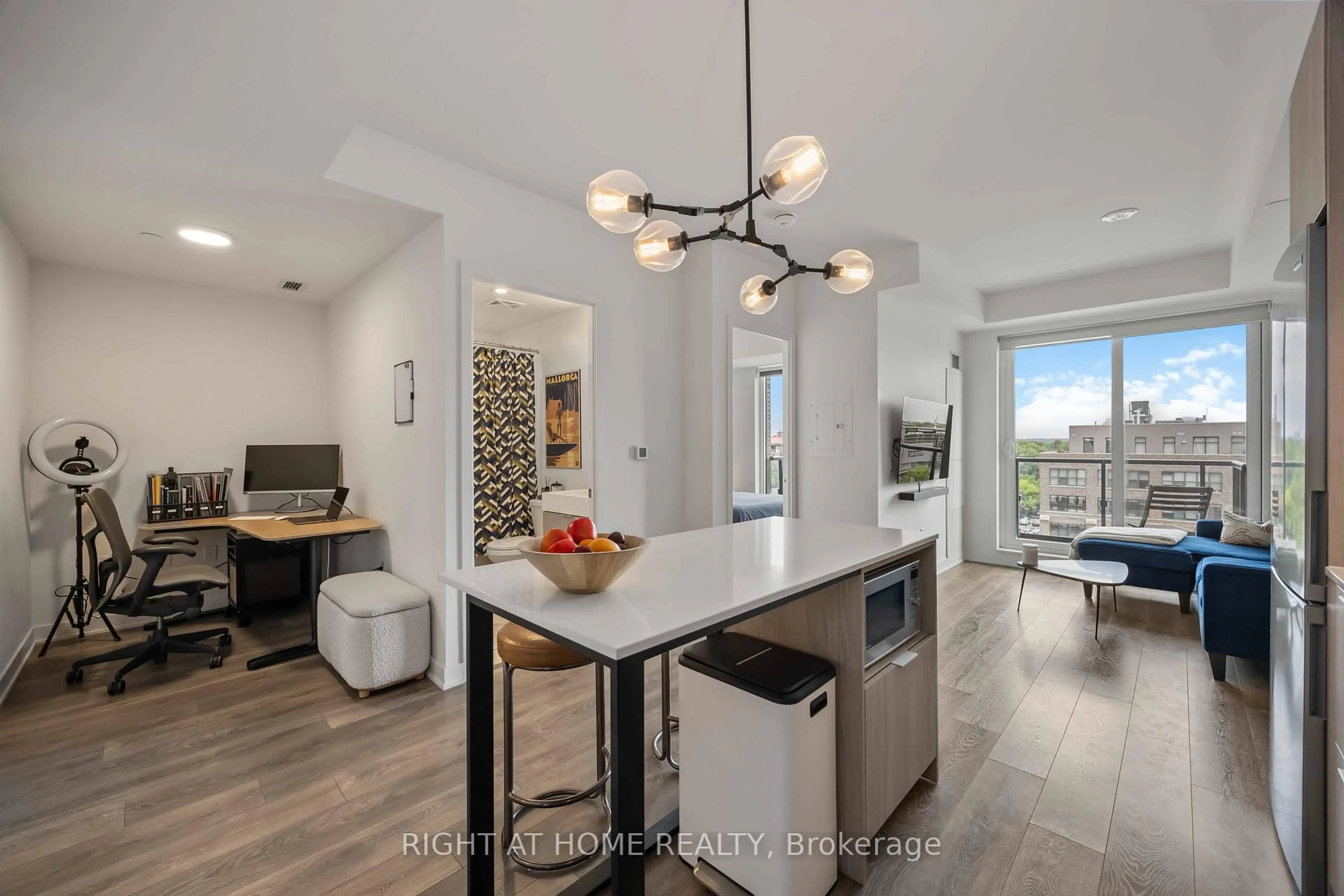 Open concept kitchen, unknown for 130 River St #601, Toronto Ontario M5A 0R8