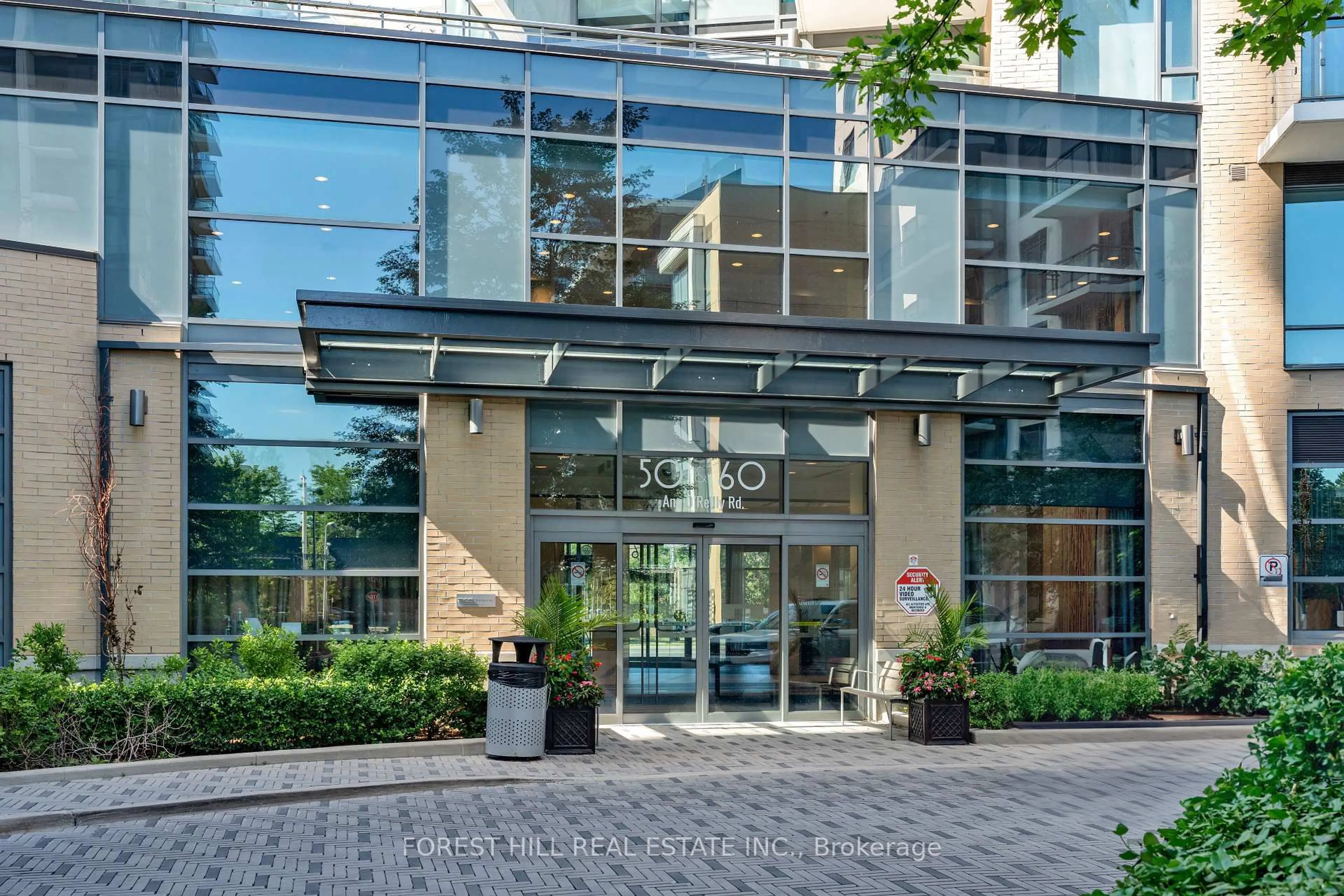 Indoor foyer for 60 Ann O'Reilly Rd #866, Toronto Ontario M2J 0C8