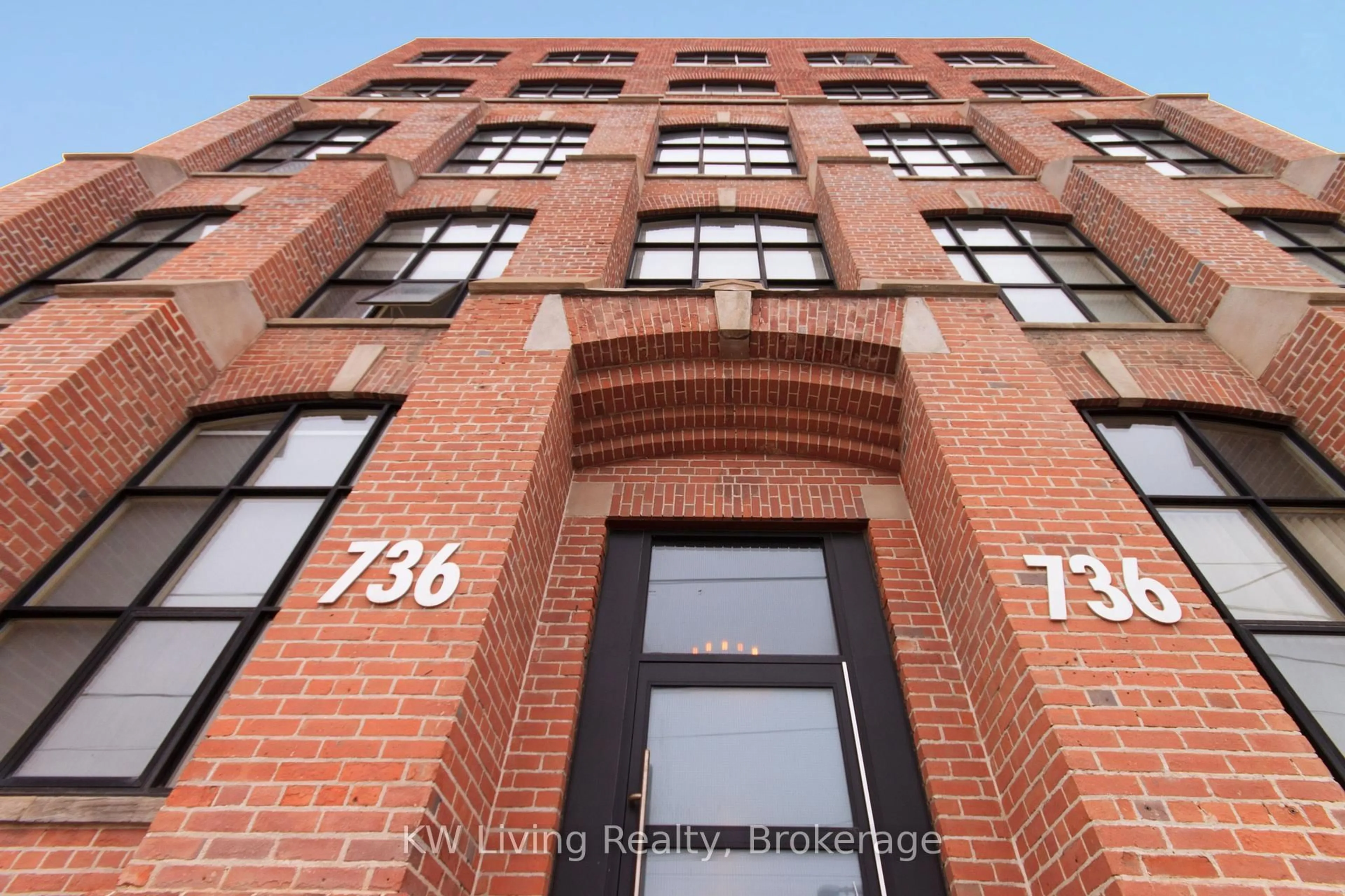 Home with brick exterior material, building for 736 Dundas St #402, Toronto Ontario M5A 2C5