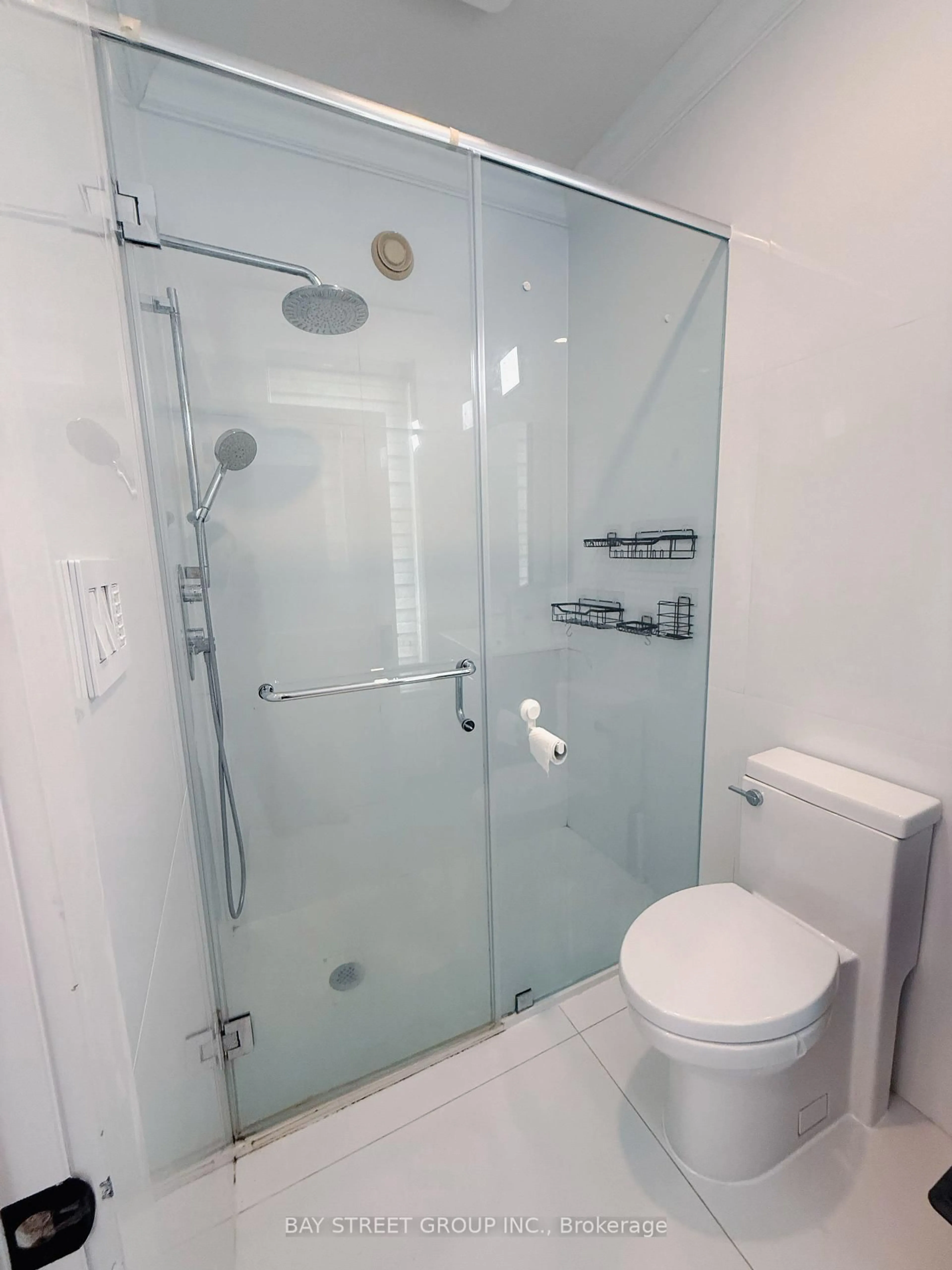 Standard bathroom, floor is not visible for 61 Brunswick Ave, Toronto Ontario M5S 2L8