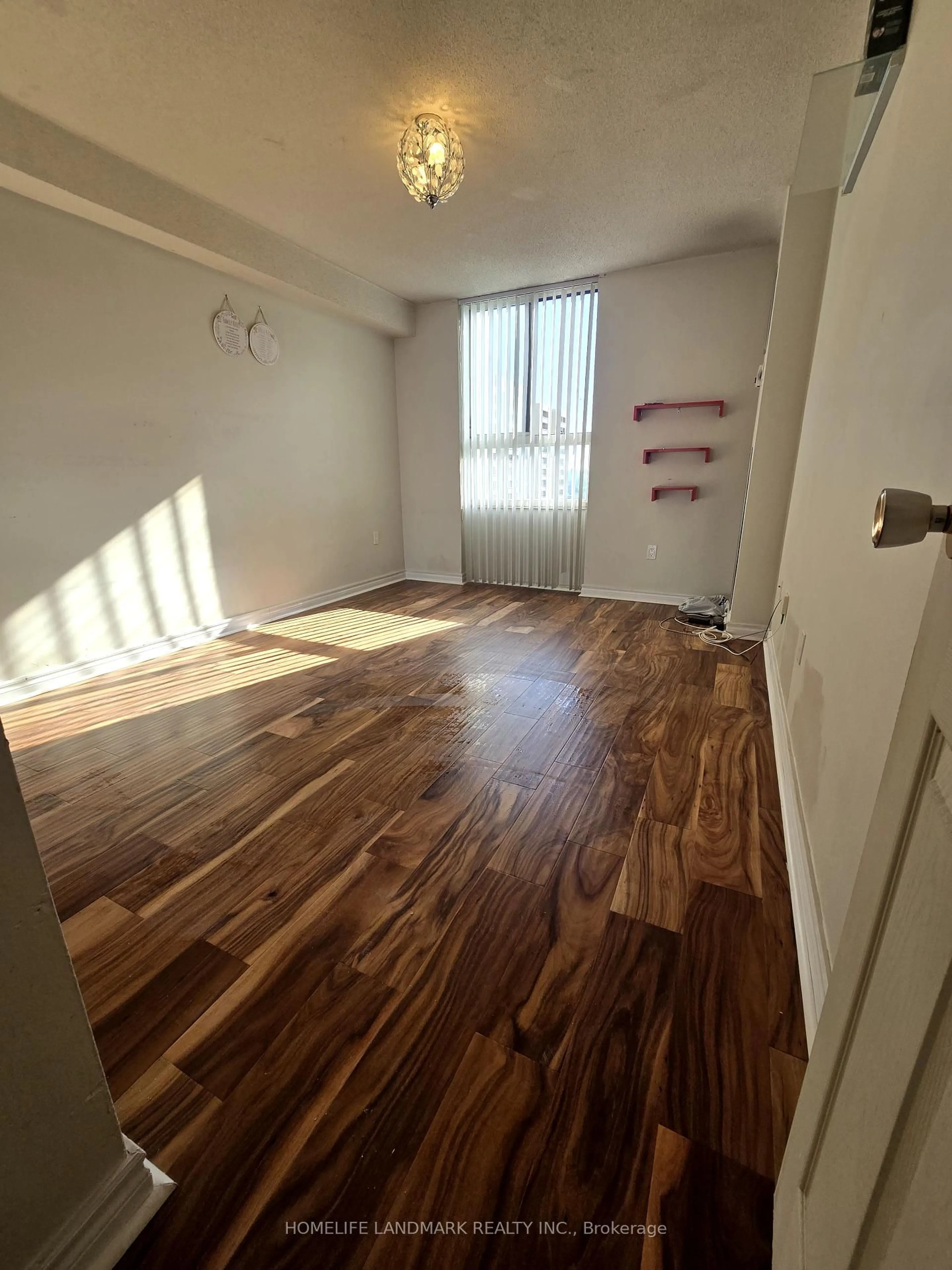 A pic of a room for 350 Seneca Hill Dr #1005, Toronto Ontario M2J 4S7
