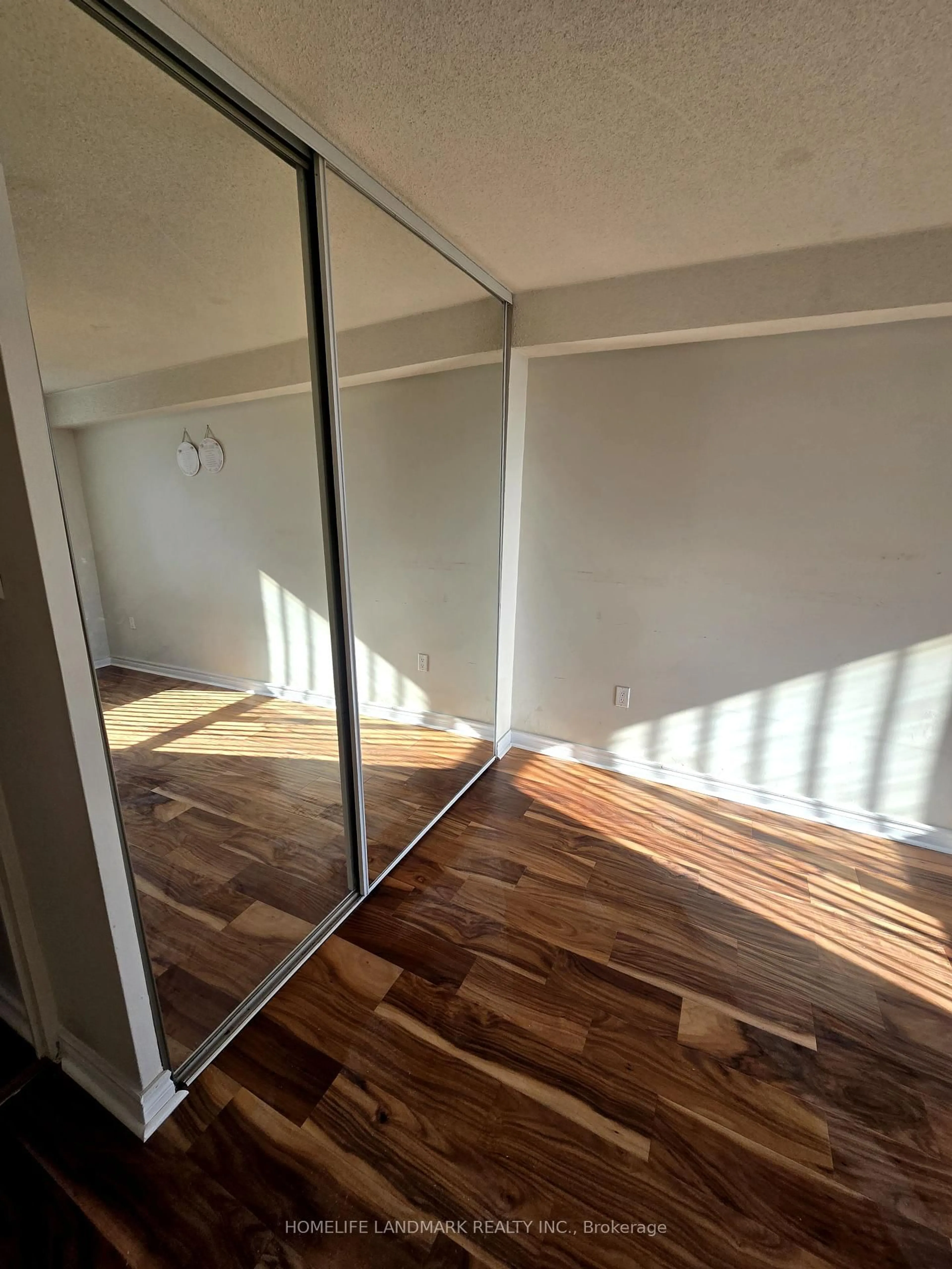 A pic of a room for 350 Seneca Hill Dr #1005, Toronto Ontario M2J 4S7