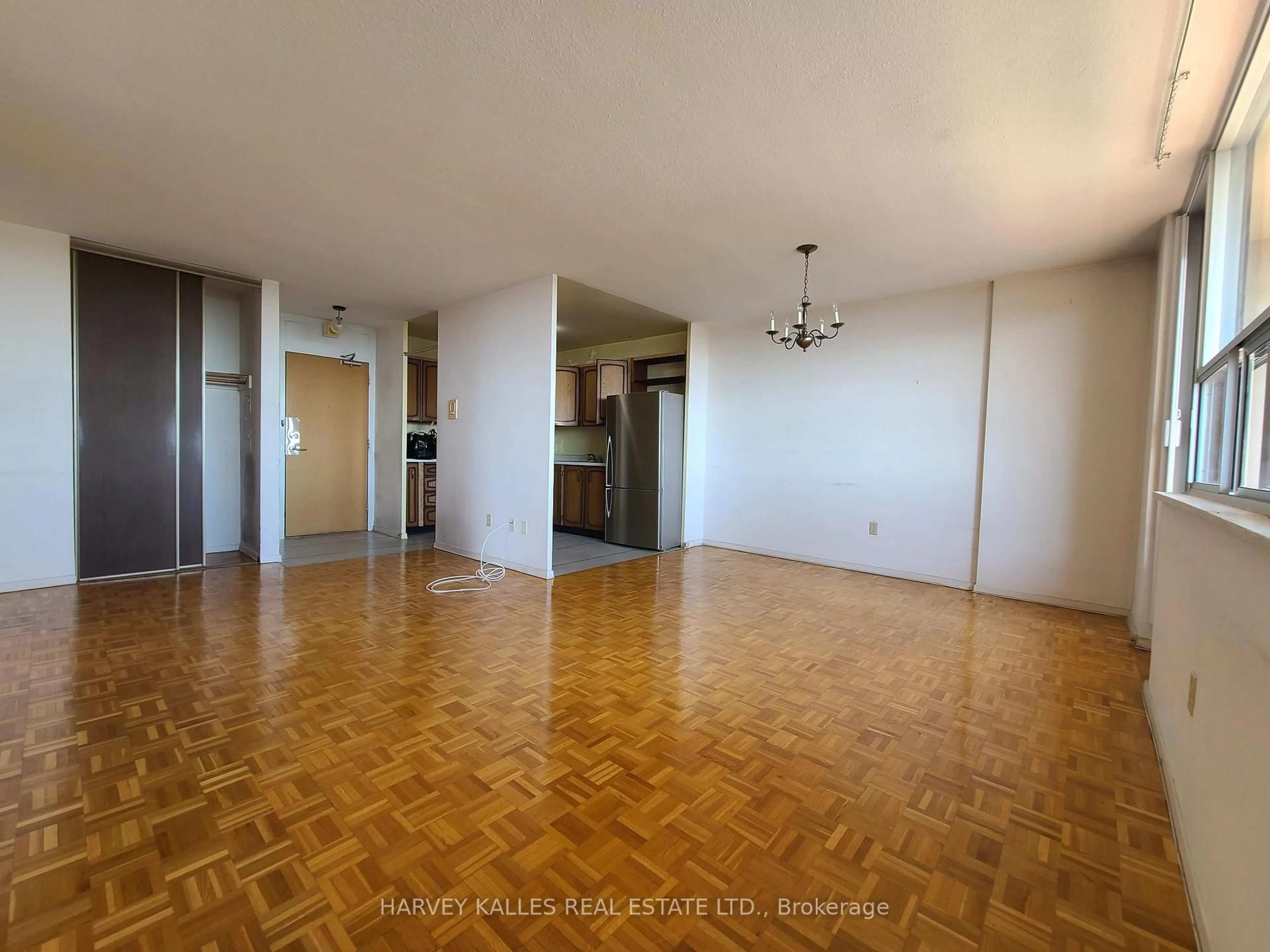 A pic of a room for 40 Homewood Ave #2502, Toronto Ontario M4Y 2K2