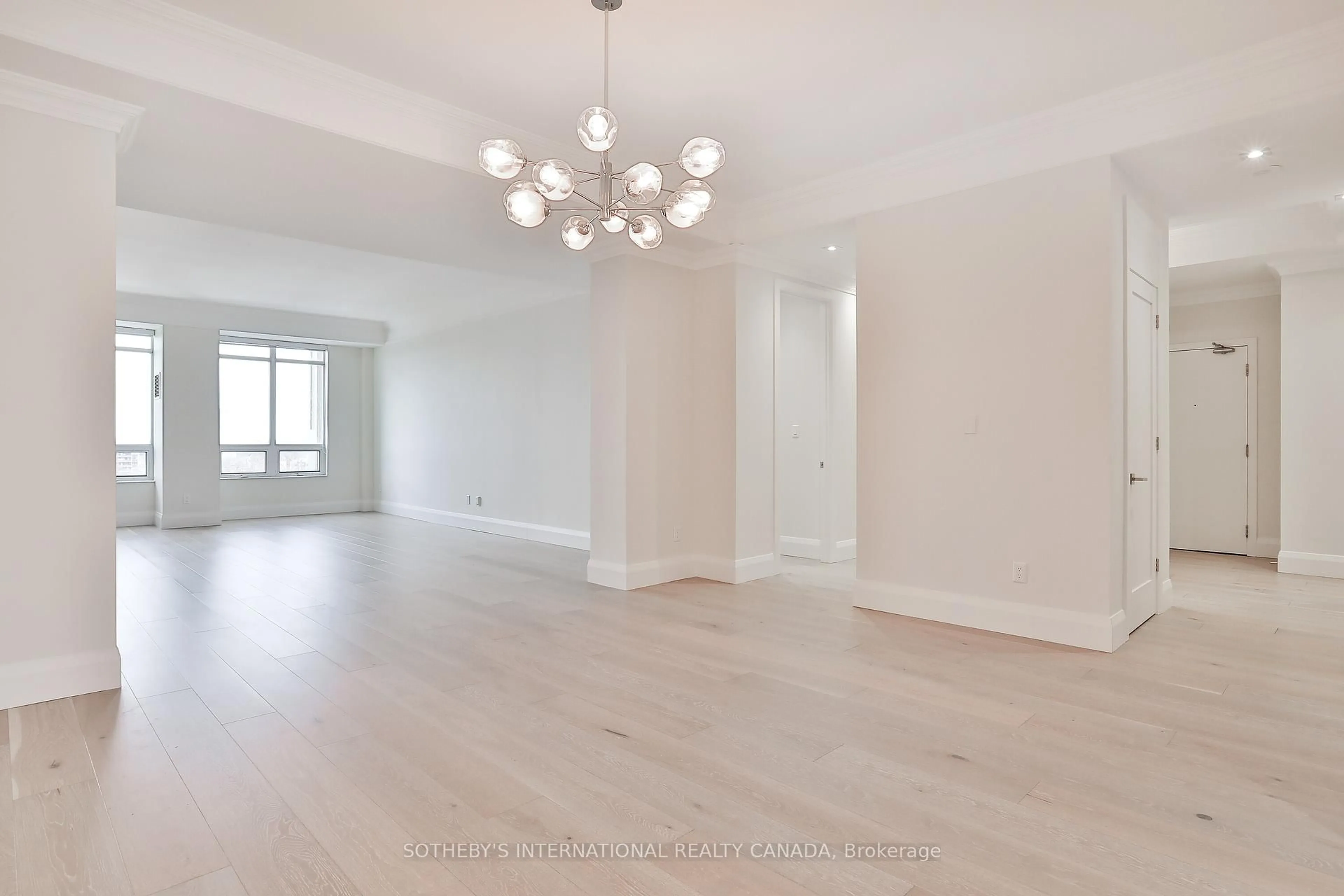 A pic of a room for 99 Avenue Rd #1101, Toronto Ontario M5R 2G5