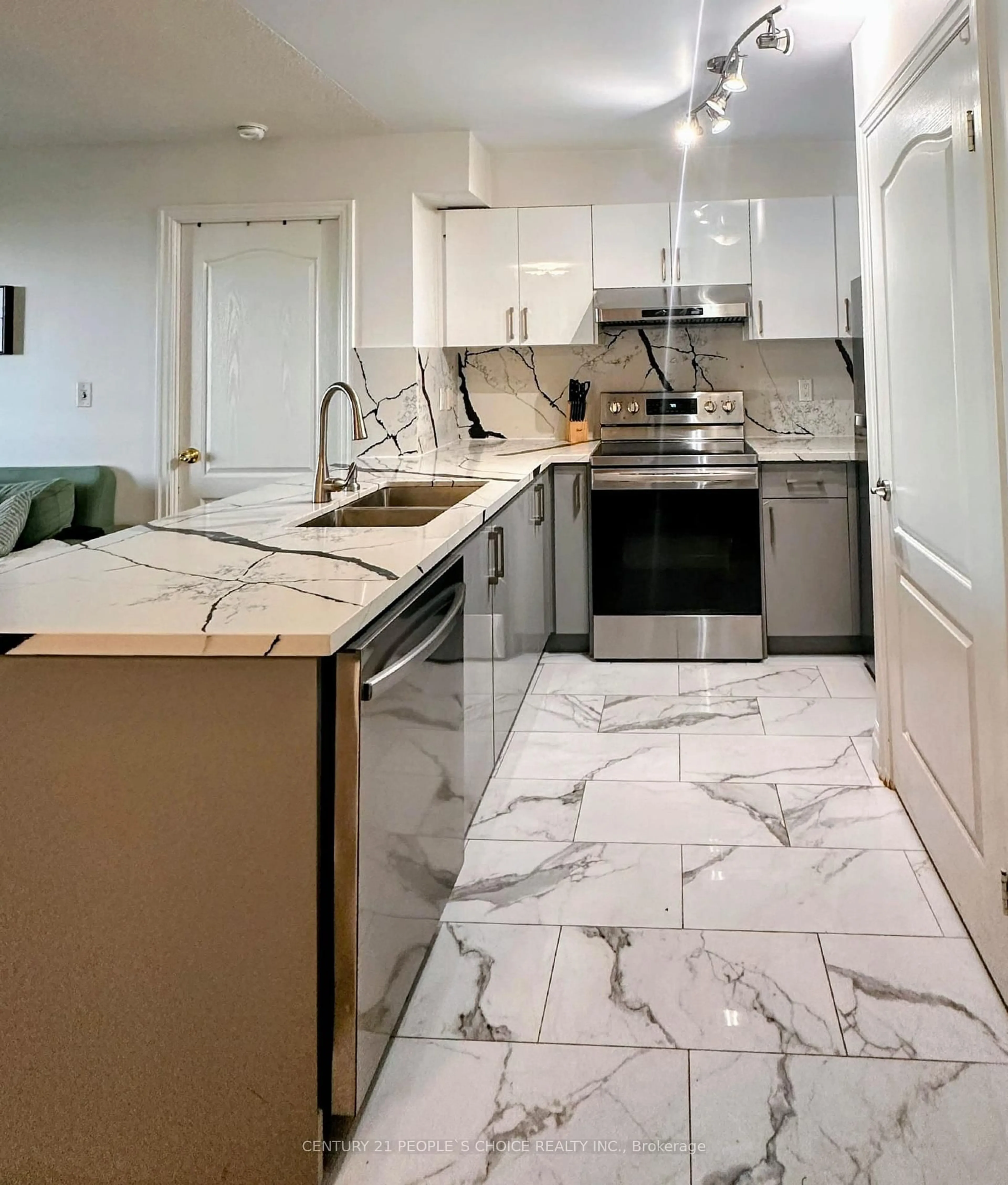 Contemporary kitchen, ceramic/tile floor for 188 Doris Ave #1507, Toronto Ontario M2N 6Z5