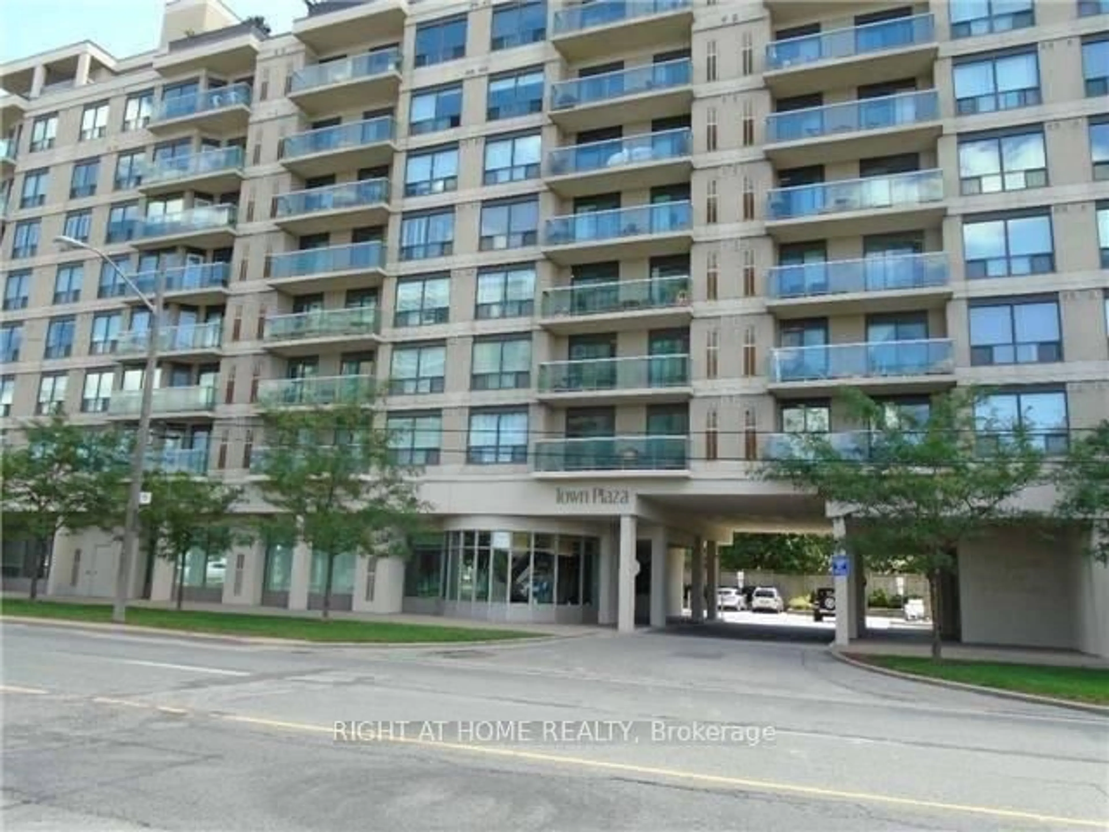 Unknown for 935 Sheppard Ave #310, Toronto Ontario M3H 2T7