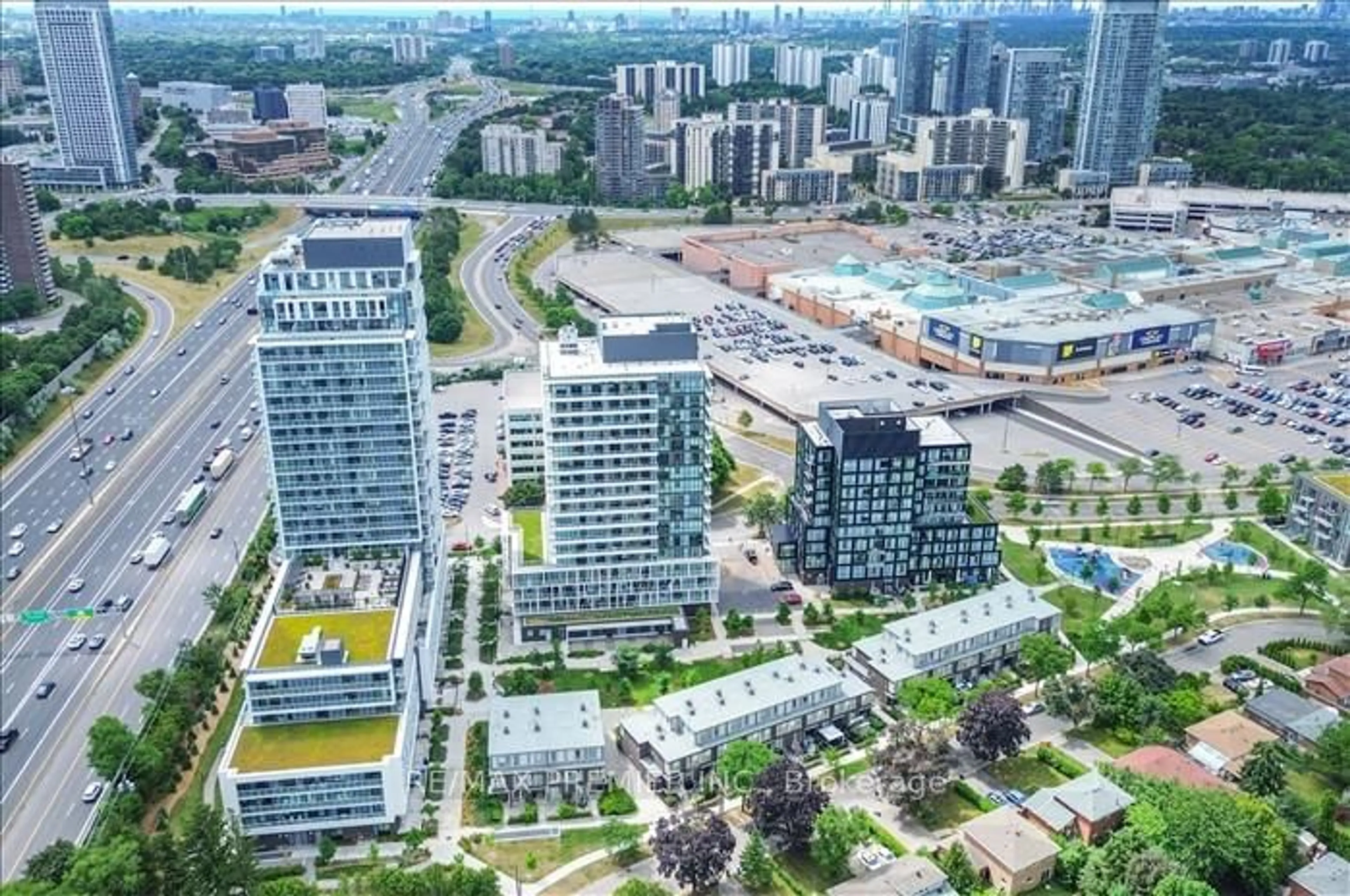 A pic from outside/outdoor area/front of a property/back of a property/a pic from drone, city buildings view from balcony for 180 Fairview Mall Dr, Toronto Ontario M2J 0G4