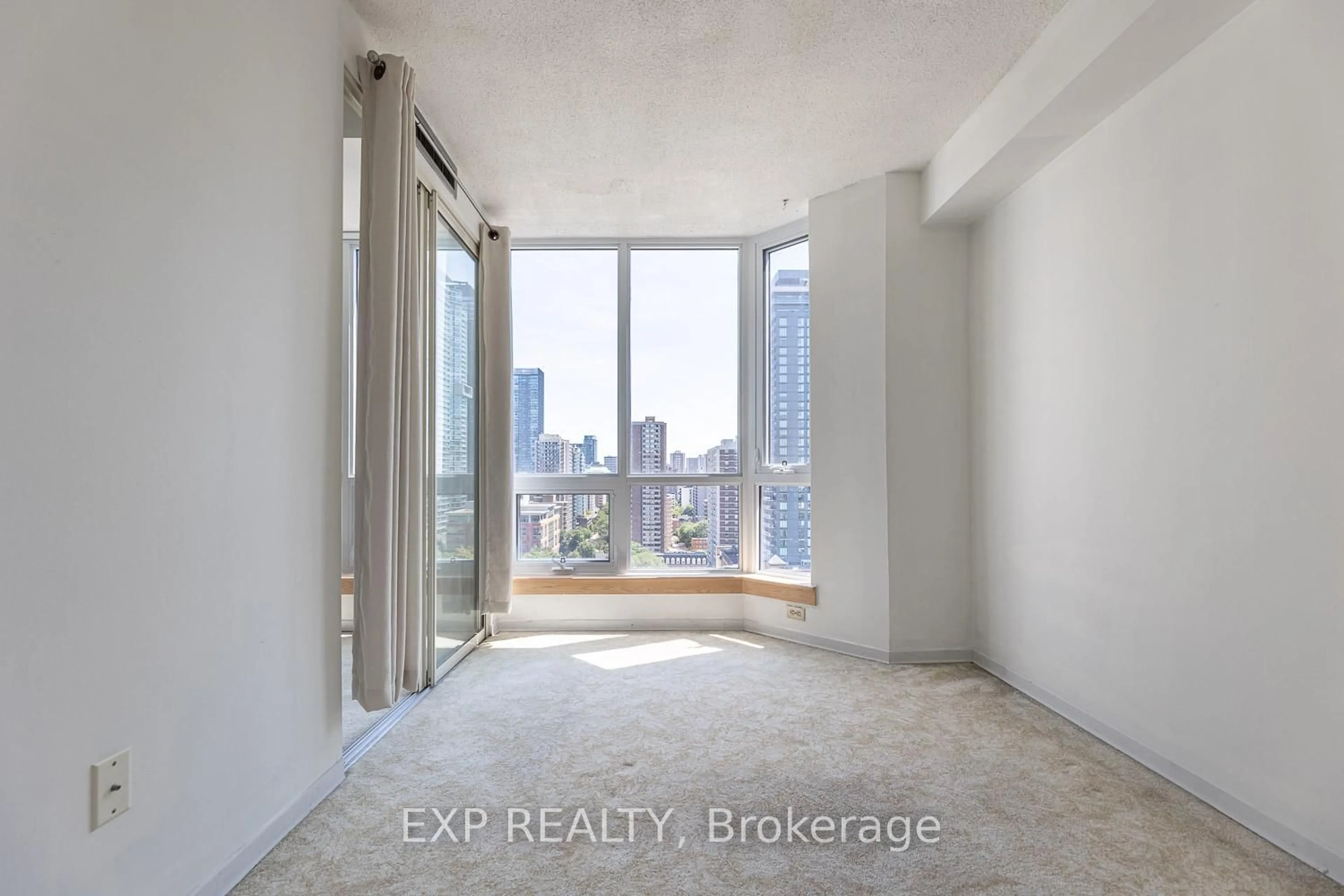 A pic of a room for 1055 Bay St #1903, Toronto Ontario M5S 3A3