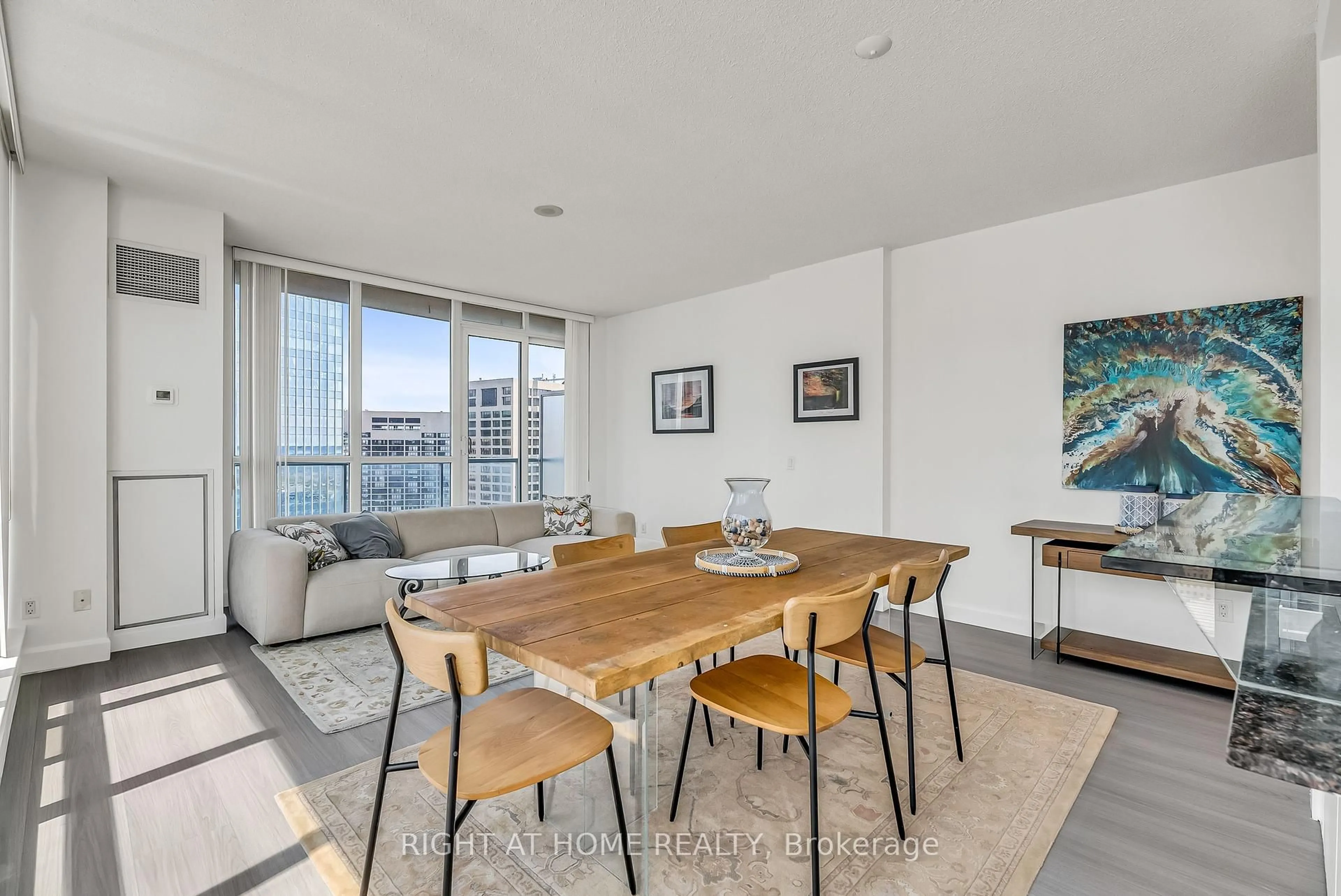 Unknown for 8 York St #3202, Toronto Ontario M5J 2Y2
