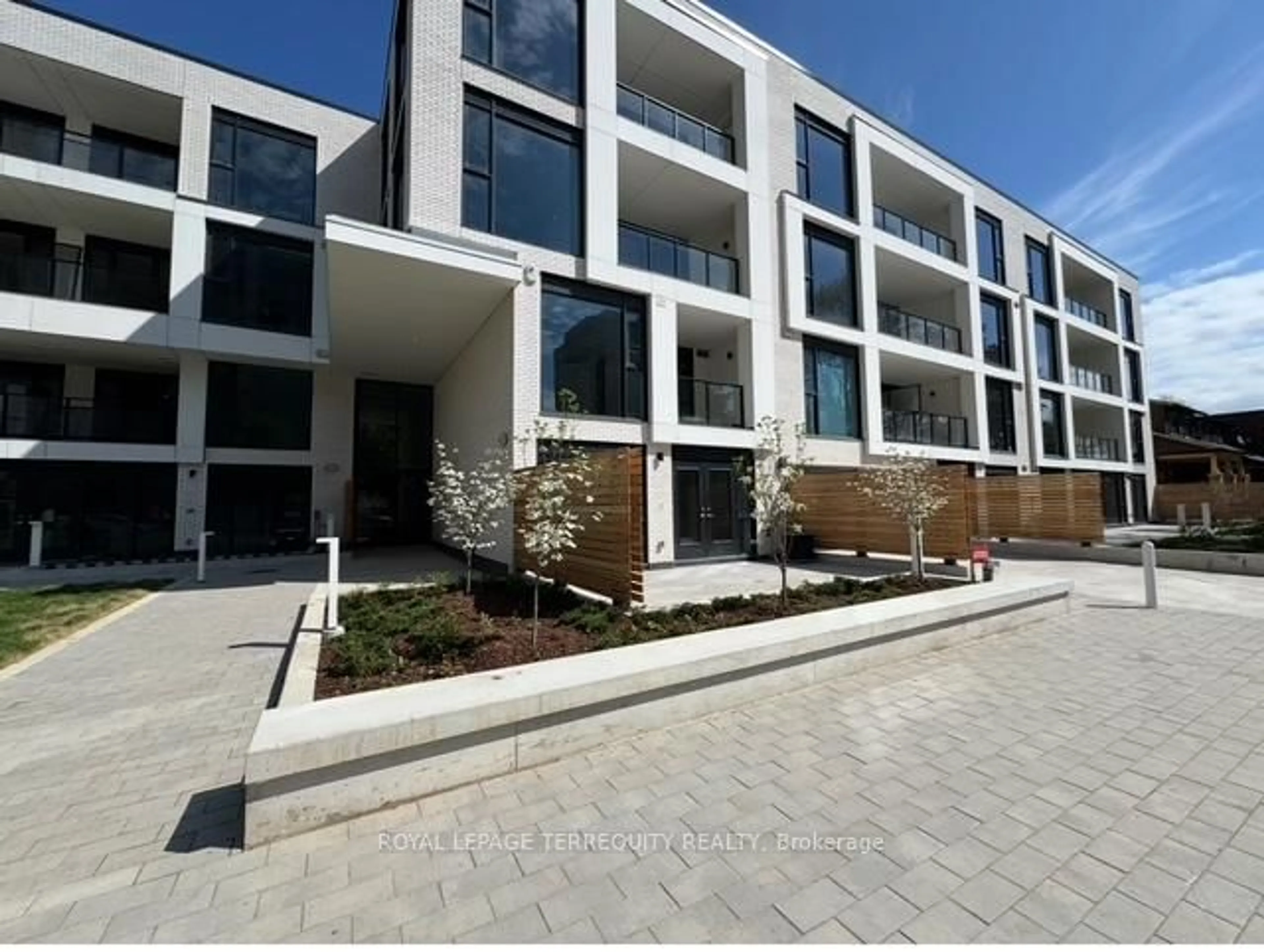 A pic from outside/outdoor area/front of a property/back of a property/a pic from drone, building for 200 Keewatin Ave #207, Toronto Ontario M4P 1Z8