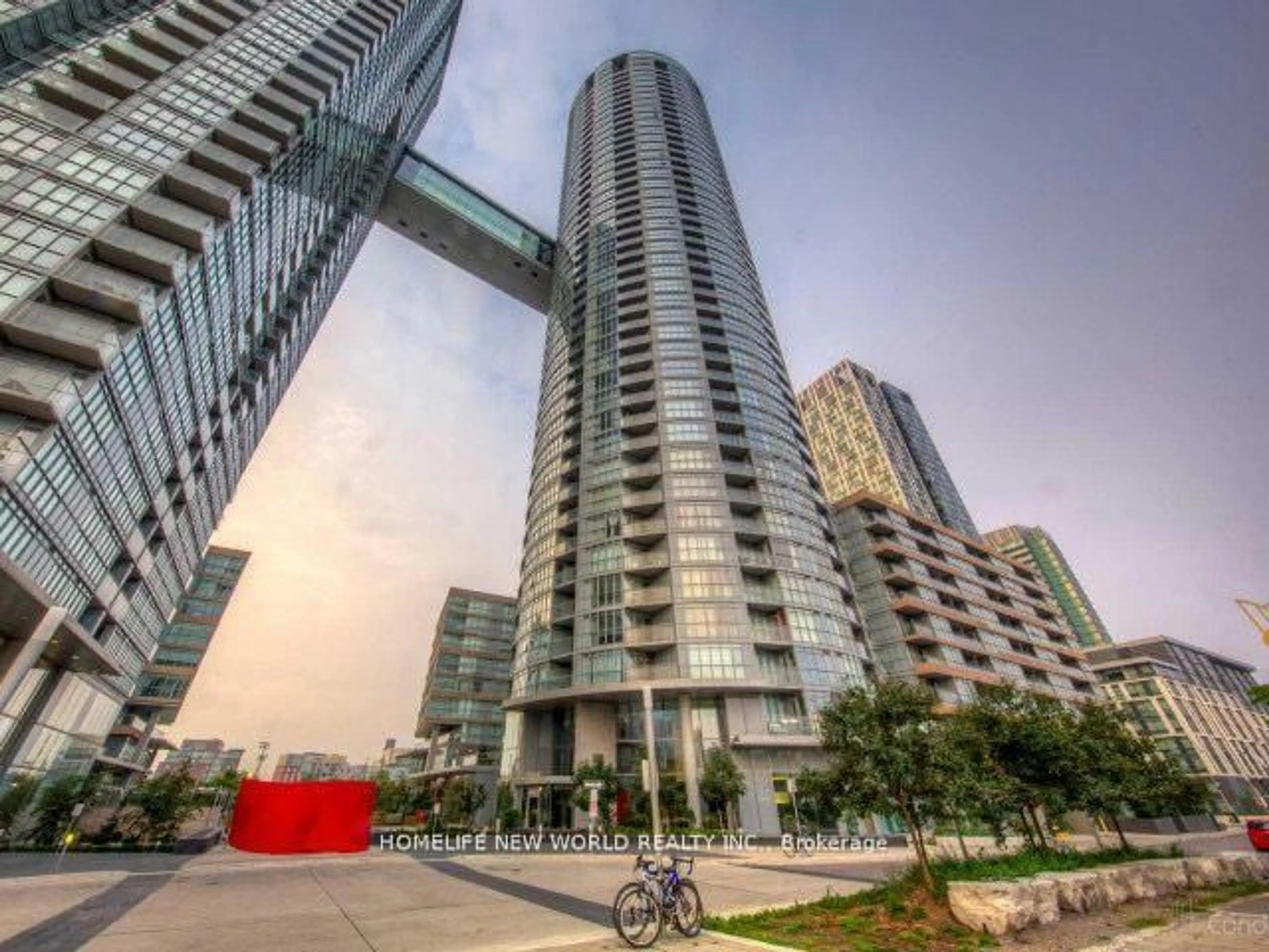 Indoor foyer for 151 Dan Leckie Way #847, Toronto Ontario M5V 4B2