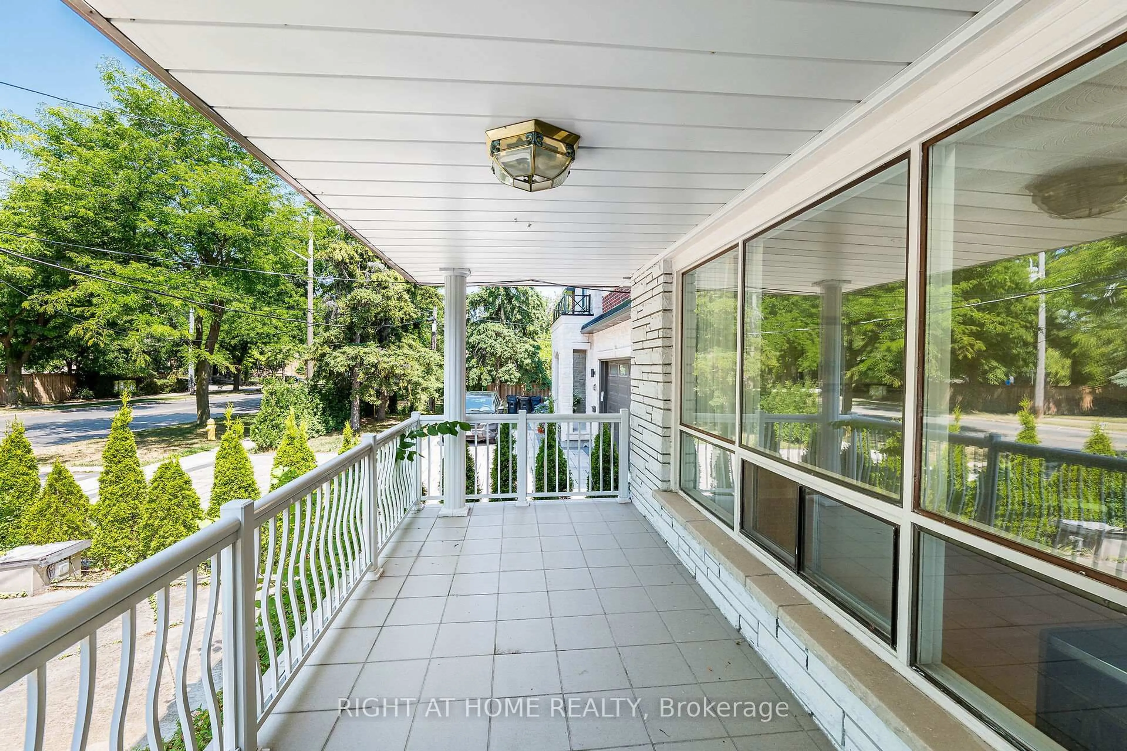 Patio, unknown for 233 Faywood Blvd, Toronto Ontario M3H 2Y3