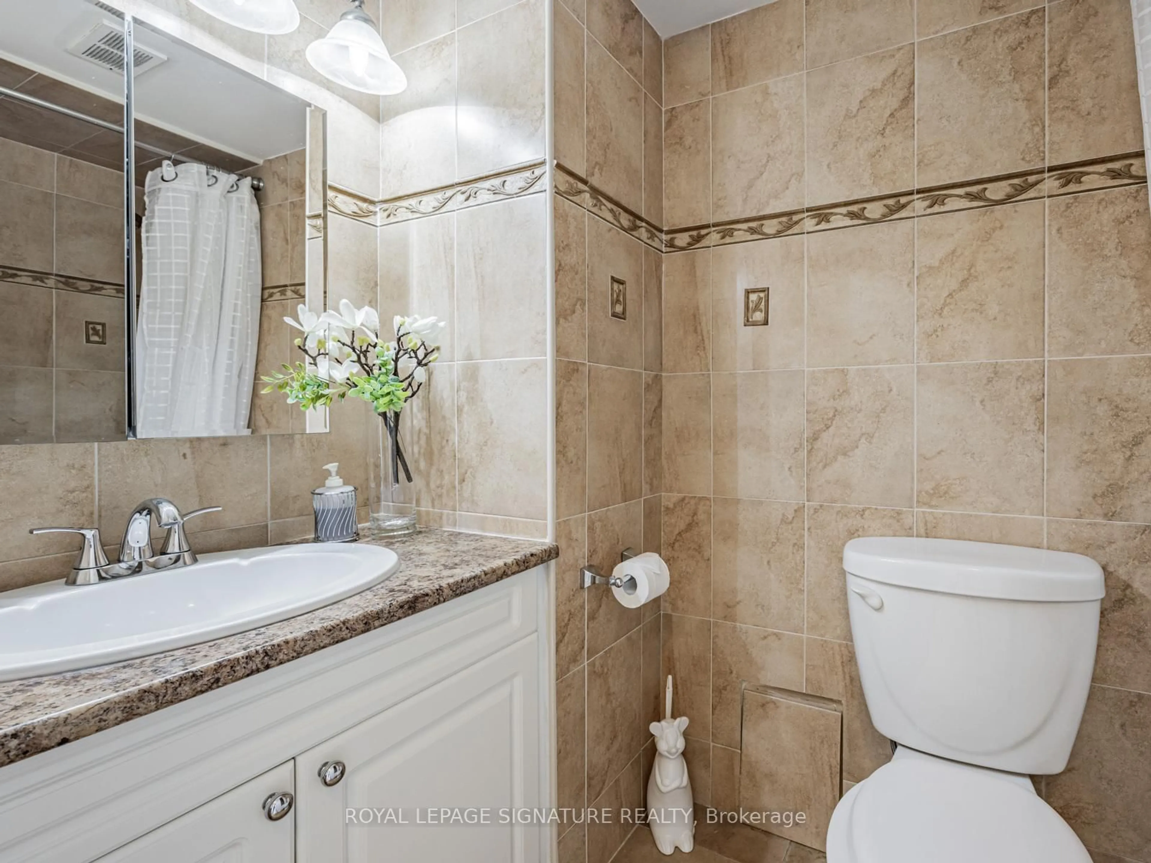 Standard bathroom, ceramic/tile floor for 60 Pavane Linkway #1914, Toronto Ontario M3C 2Y6