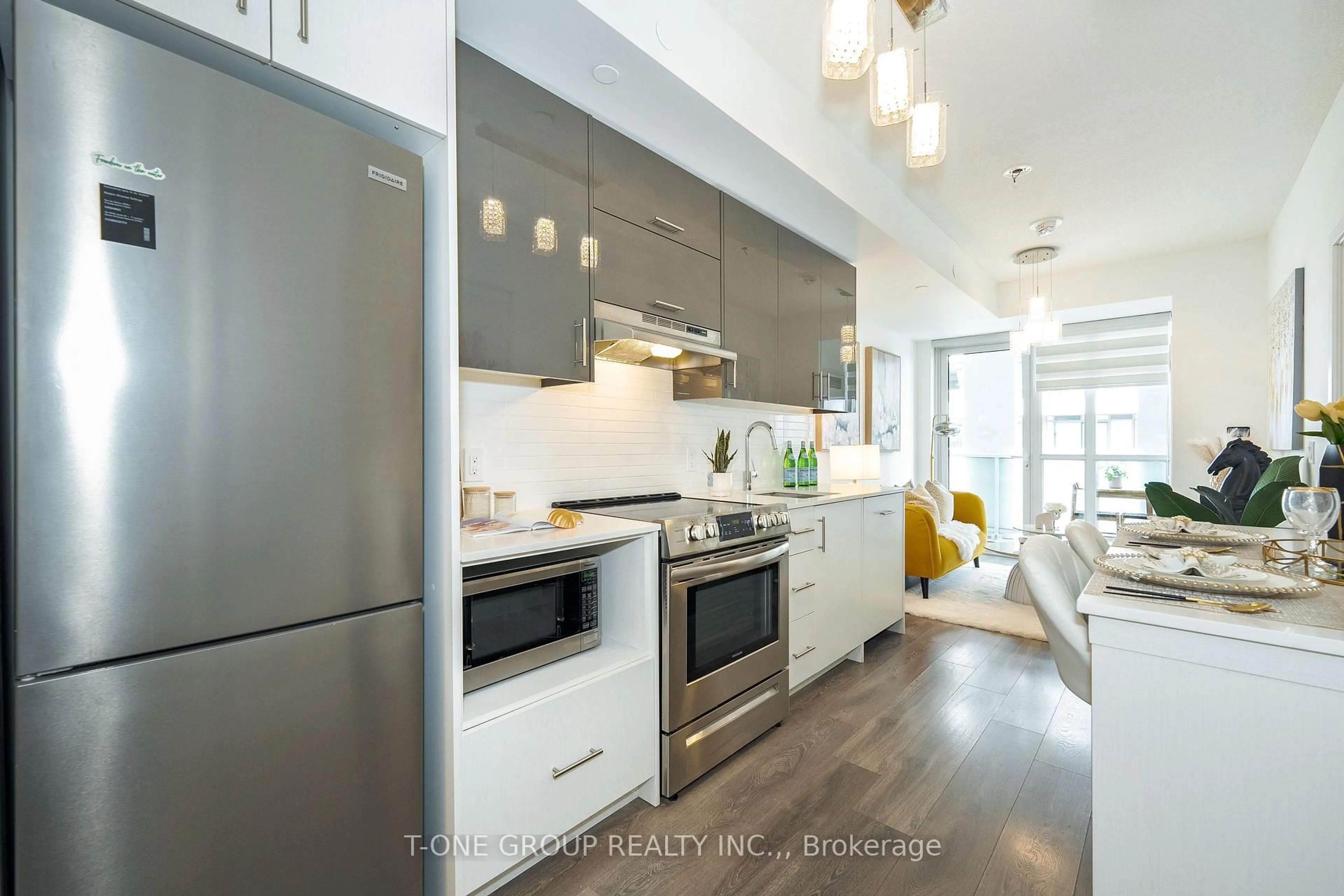 Open concept kitchen, unknown for 188 Fairview Mall Dr #915, Toronto Ontario M2J 0H7
