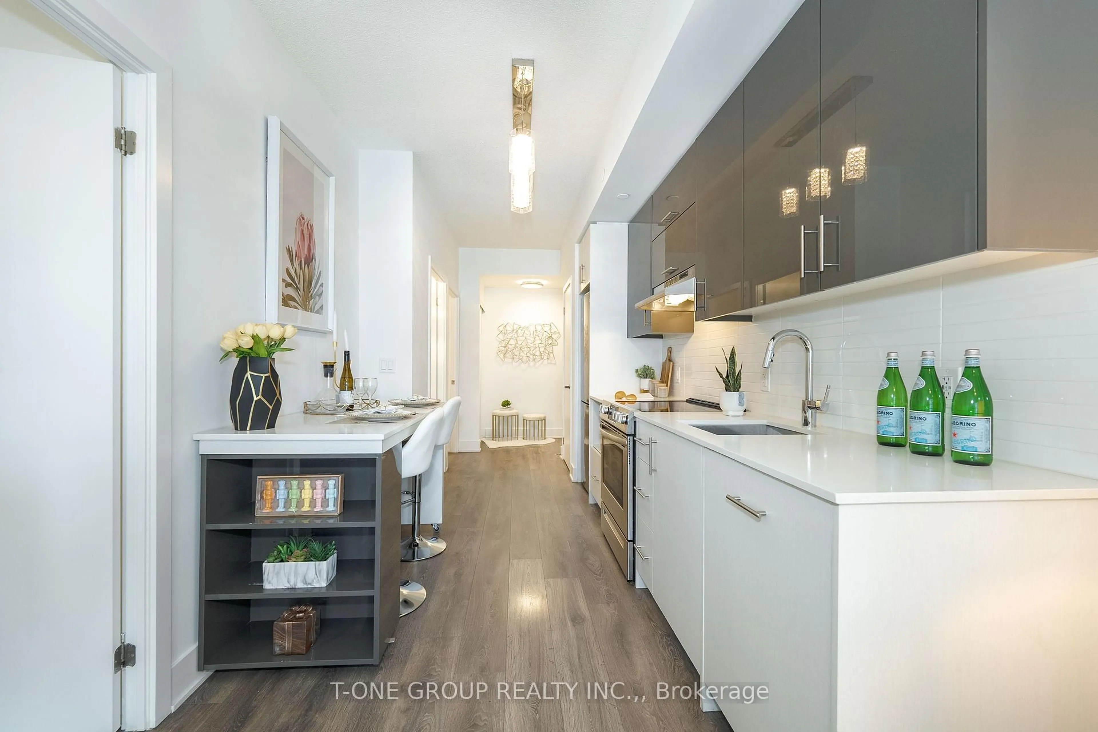 Open concept kitchen, unknown for 188 Fairview Mall Dr #915, Toronto Ontario M2J 0H7
