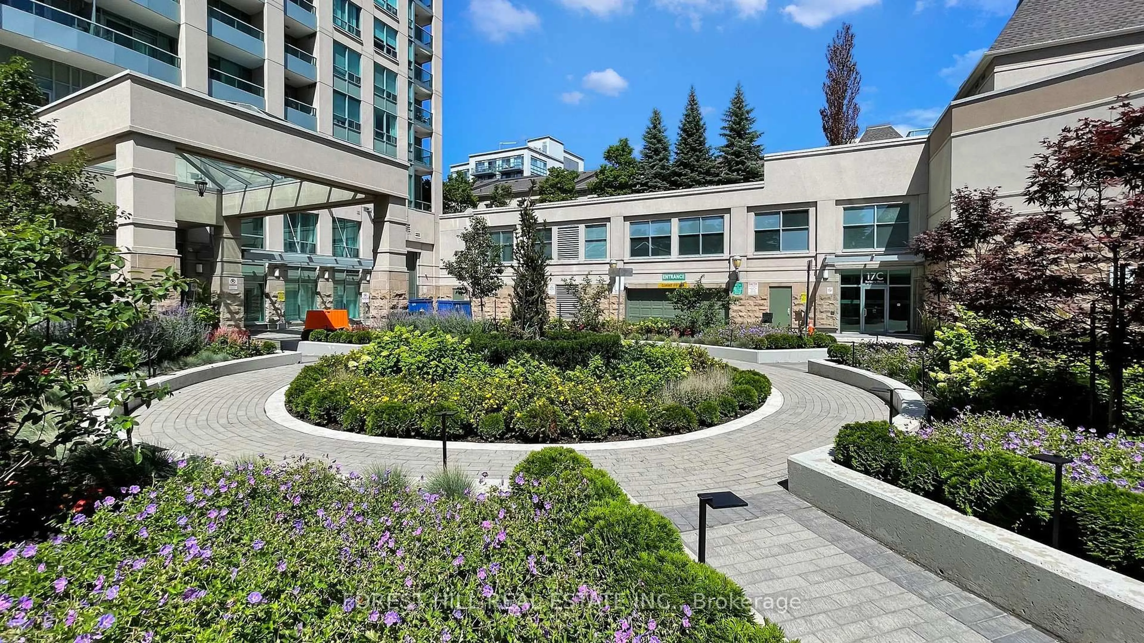 Patio, street for 17 Barberry Pl #605, Toronto Ontario M2K 1G9
