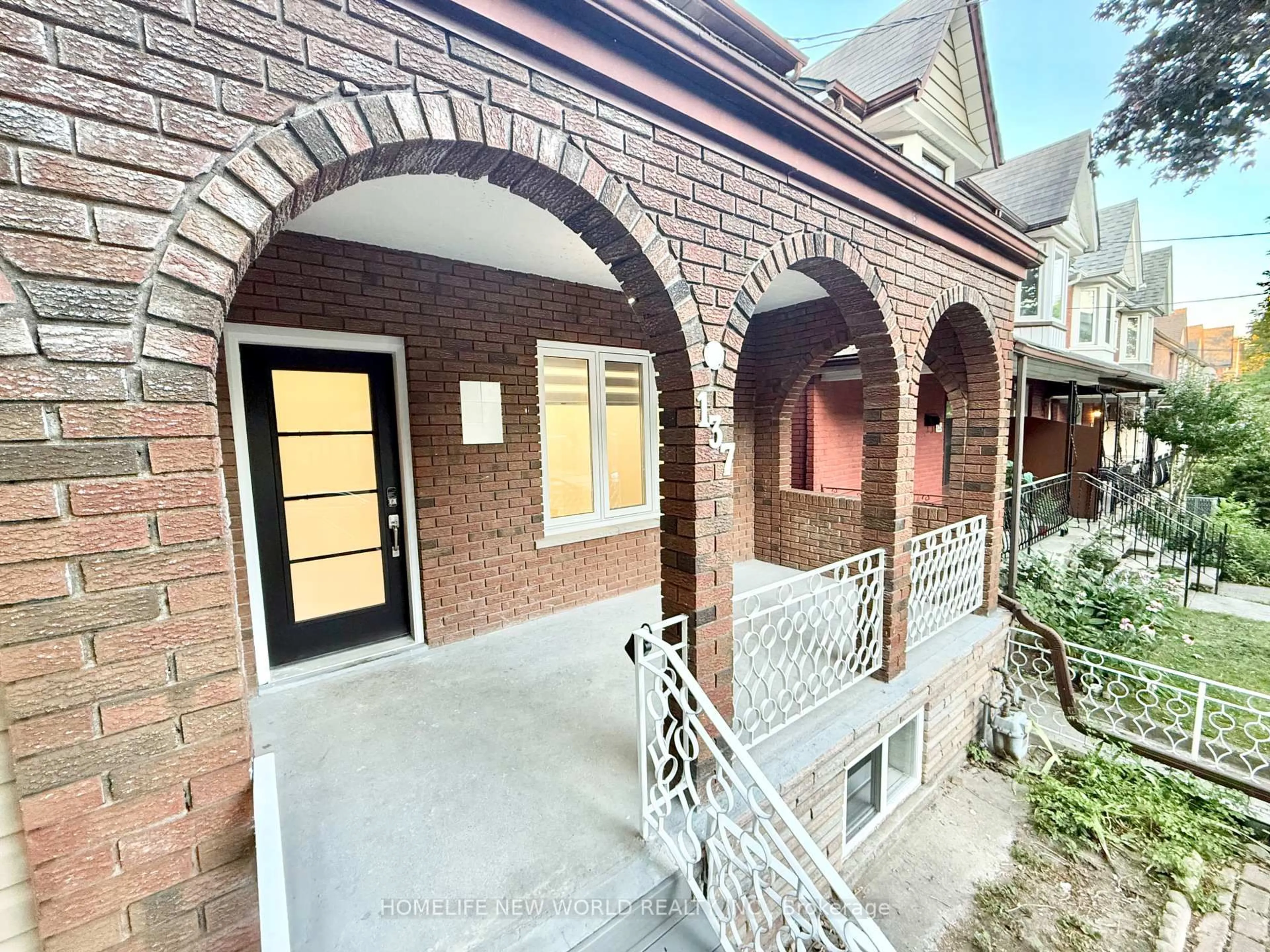 Home with brick exterior material, street for 137 Gladstone Ave, Toronto Ontario M6J 3L1