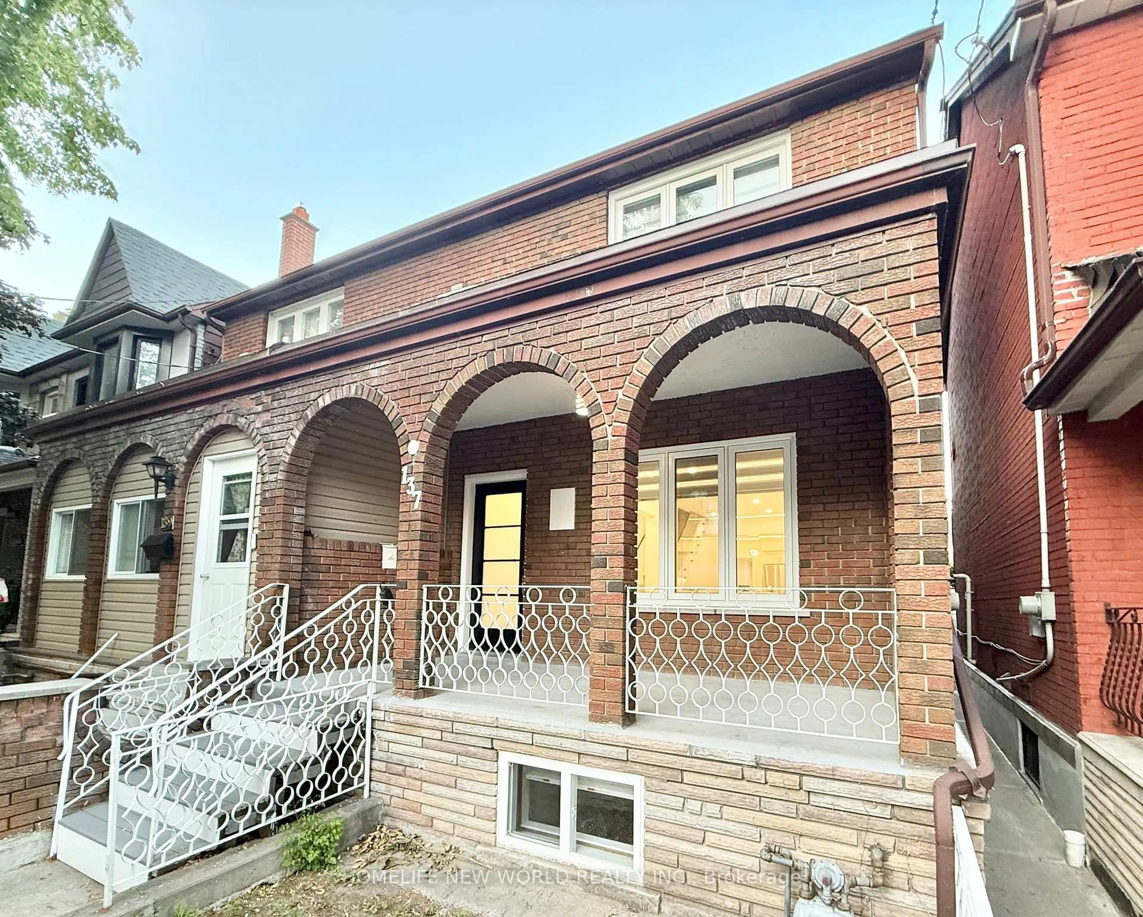 Home with brick exterior material, street for 137 Gladstone Ave, Toronto Ontario M6J 3L1