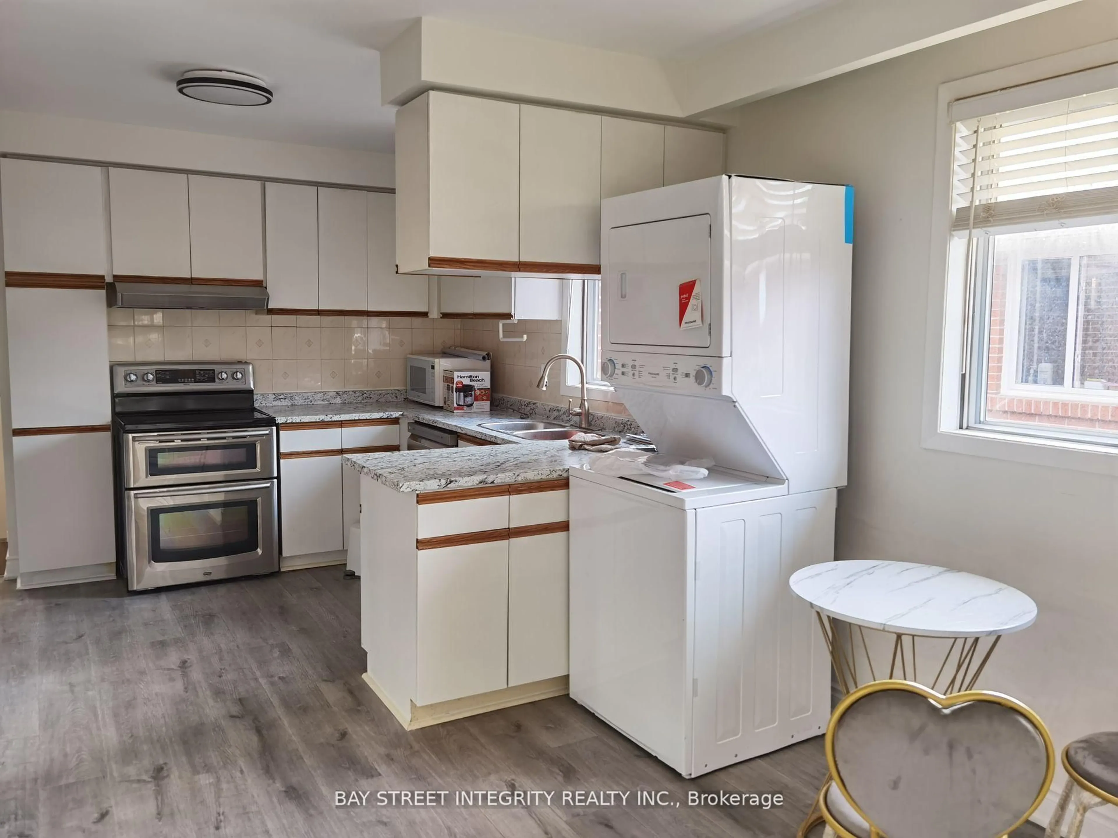 Standard kitchen, unknown for 108 Bowhill Cres, Toronto Ontario M2J 3S2