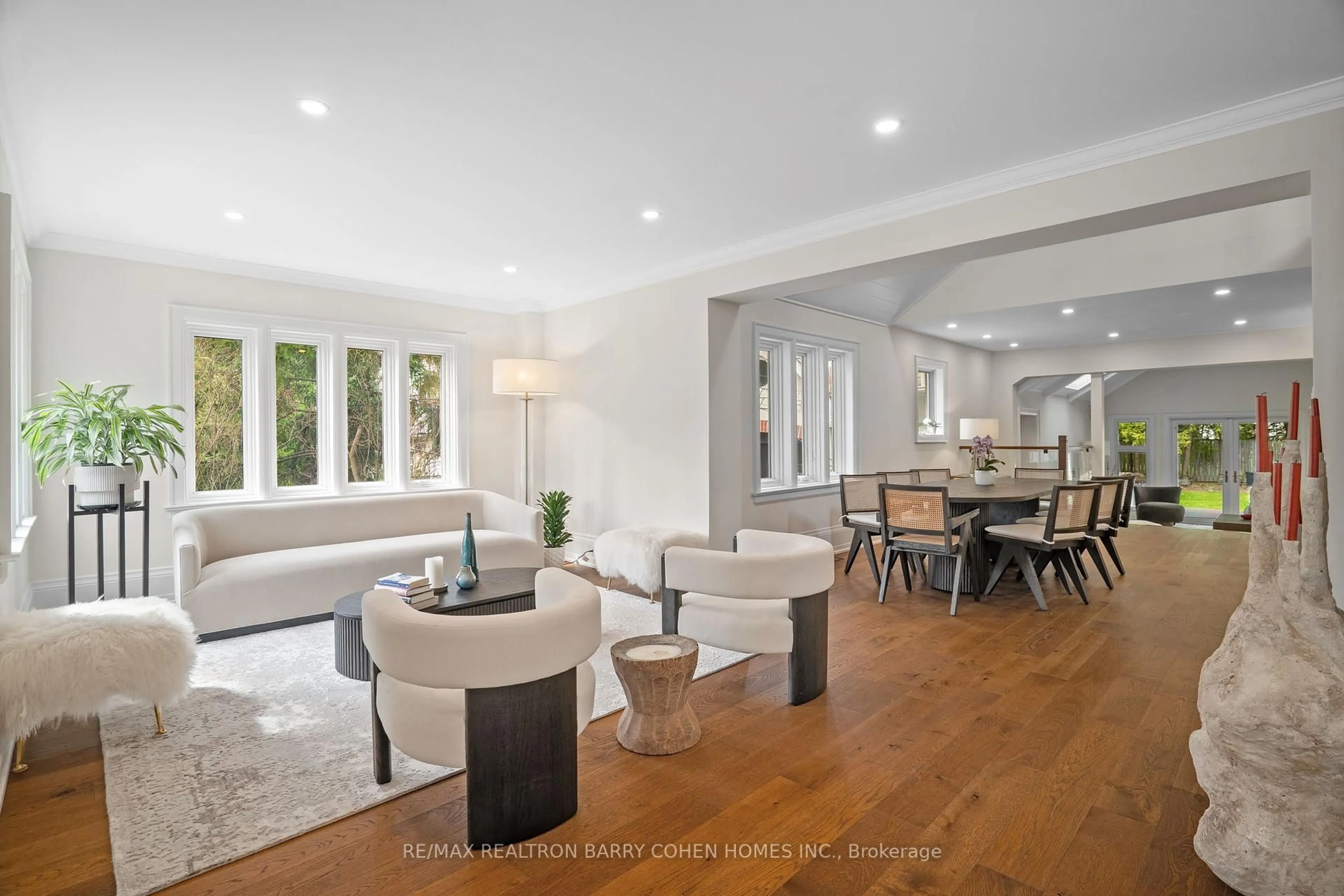 Unknown for 32 Beechwood Ave, Toronto Ontario M6N 4T1