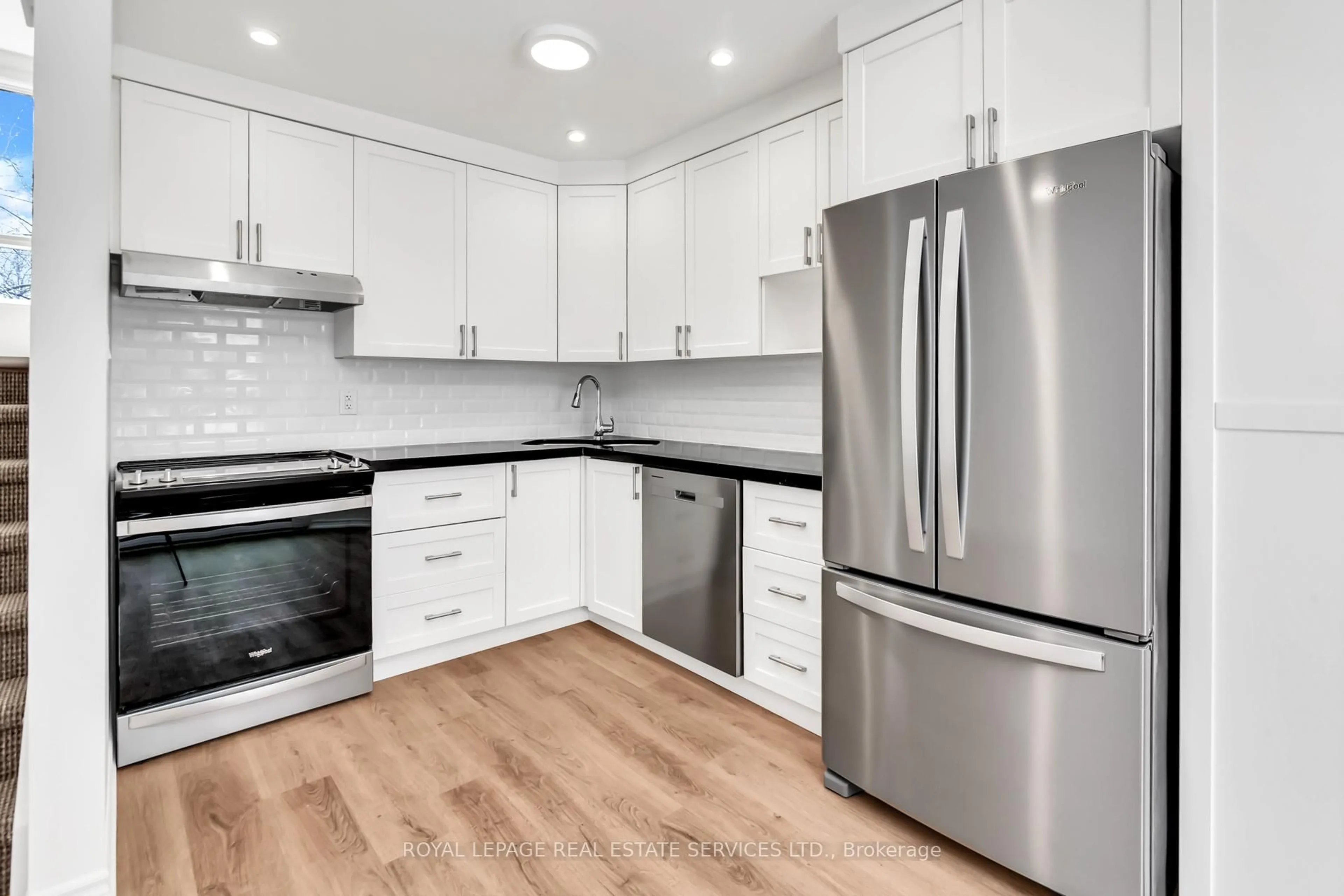 Open concept kitchen, unknown for 130 Clinton St #23, Toronto Ontario M6G 2Y3