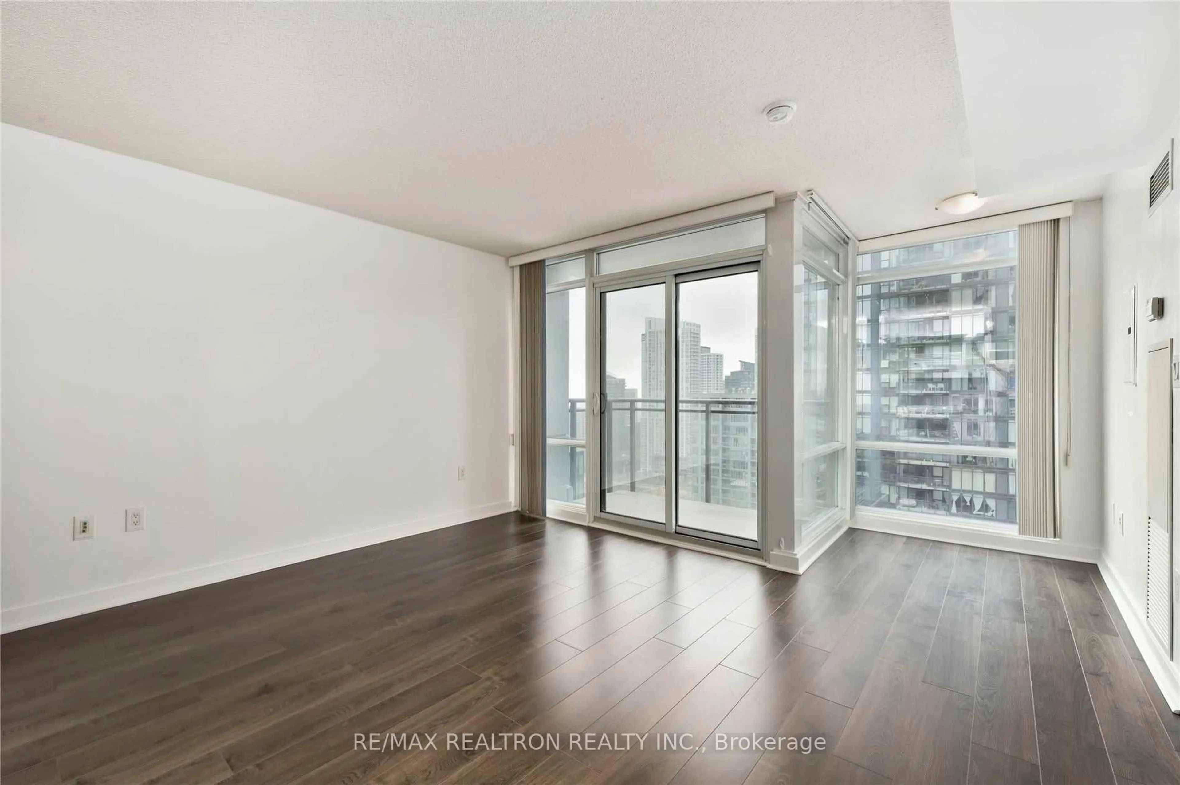 A pic of a room for 25 Telegram Mews #2112, Toronto Ontario M5V 3Z1