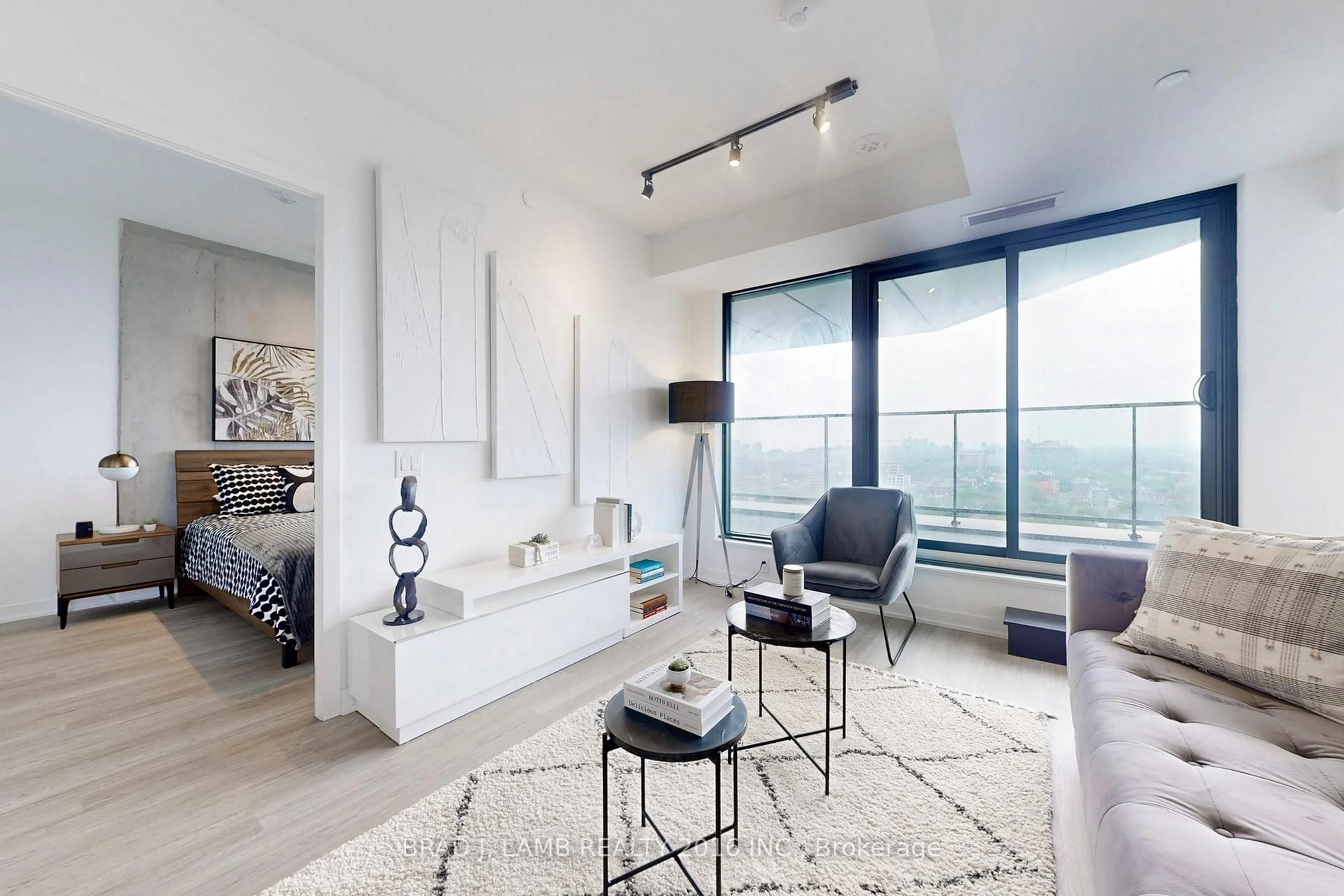 Living room with furniture, unknown for 195 McCaul St #1801, Toronto Ontario M5T 0E5