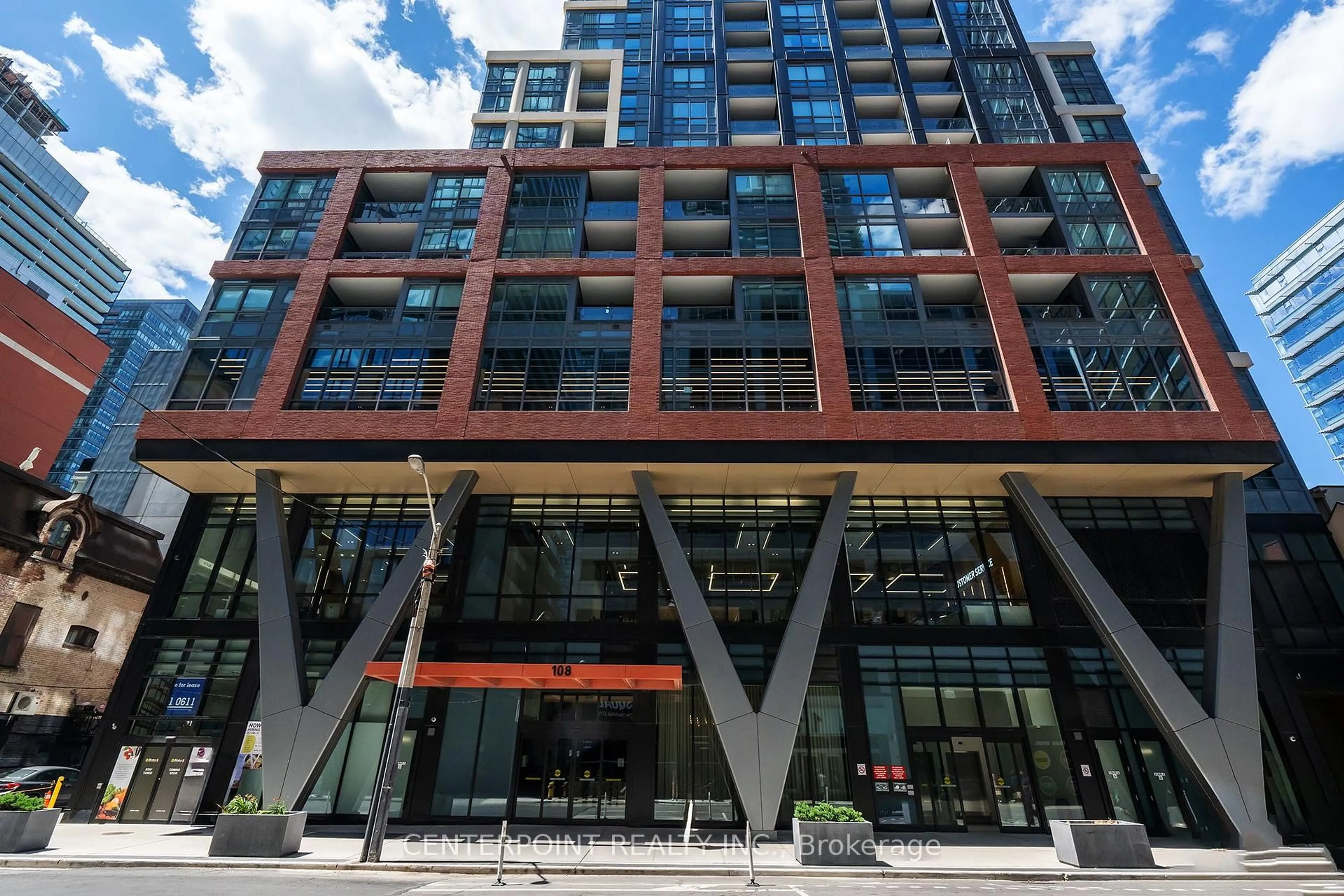 Patio, building for 108 Peter St #1623, Toronto Ontario M5V 0W2