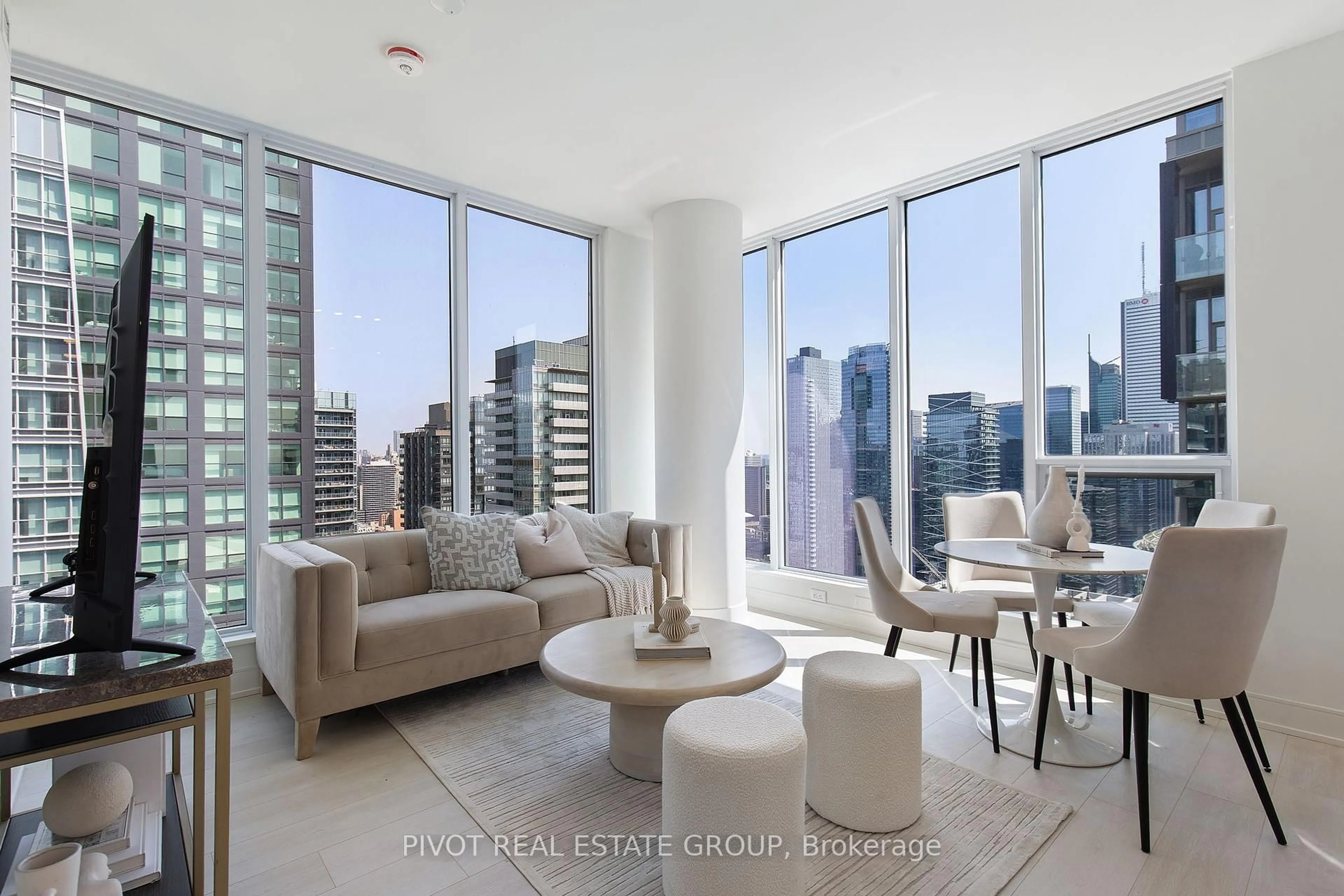 Living room with furniture, unknown for 35 Mercer St #3912, Toronto Ontario M5V 0V1
