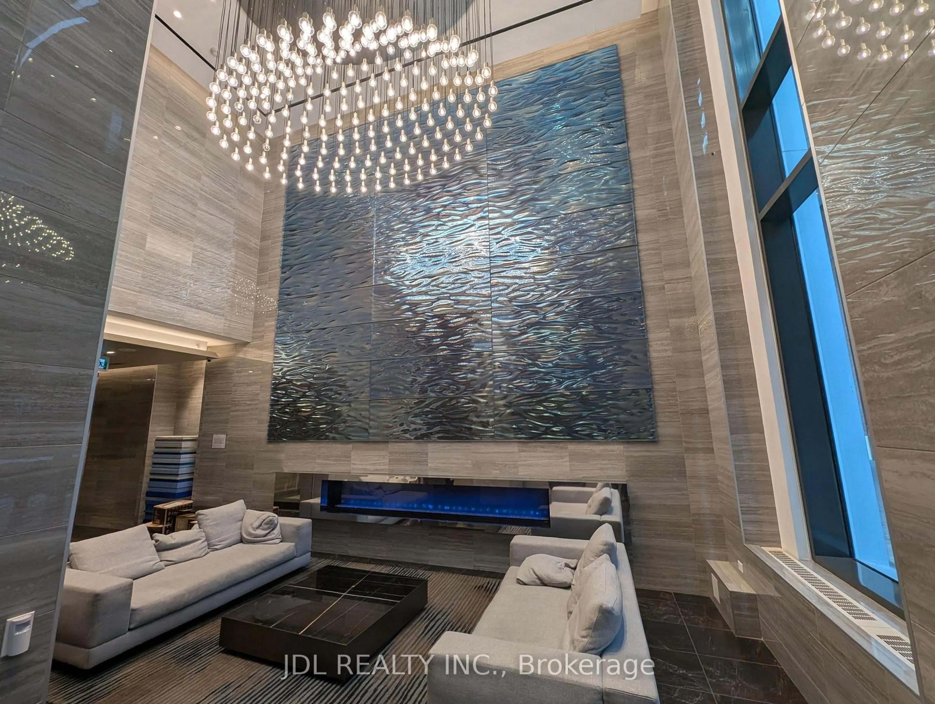 Lobby for 125 Blue Jays Way #1602, Toronto Ontario M5V 0C4