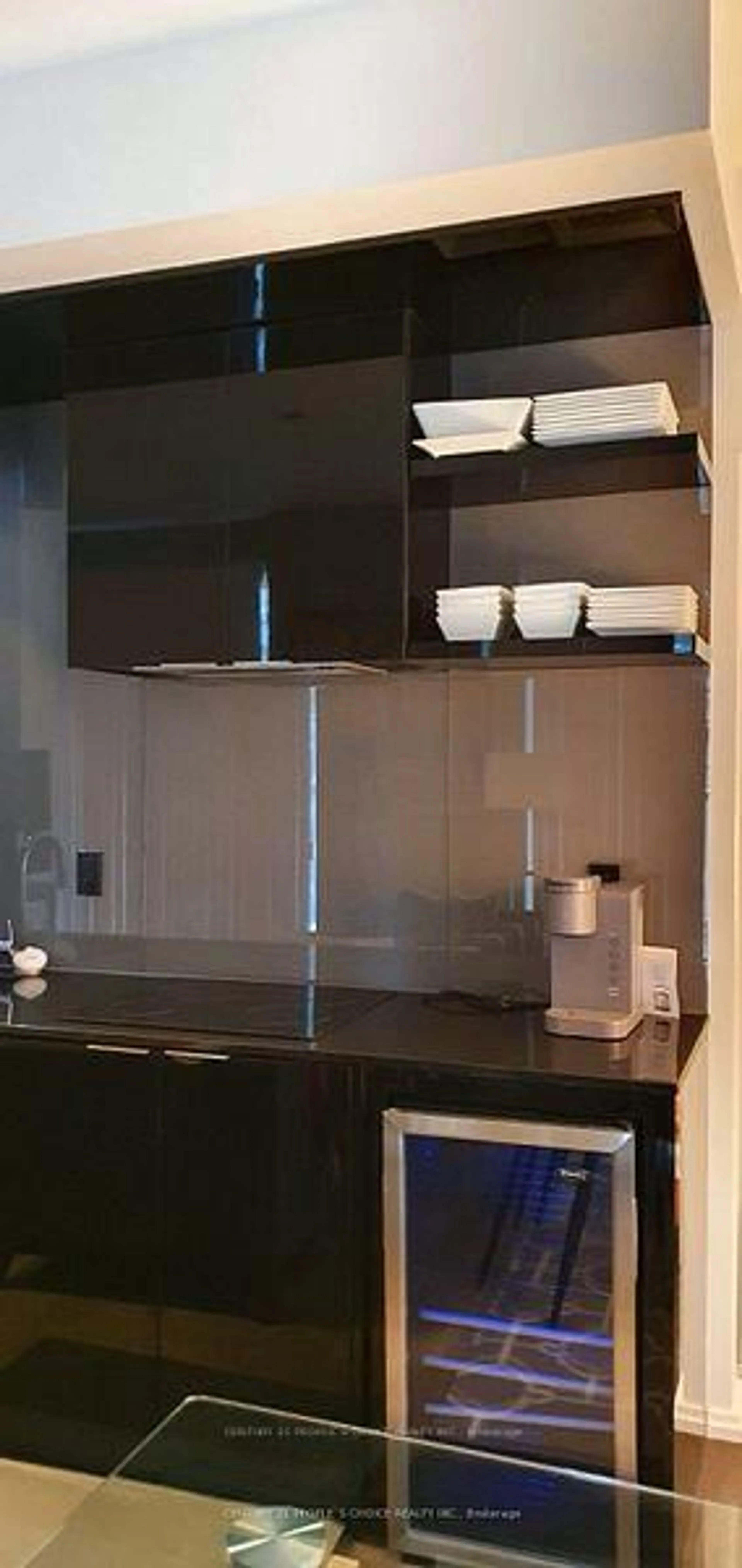 Standard kitchen, unknown for 70 Temperance St #411, Toronto Ontario M5H 4E8