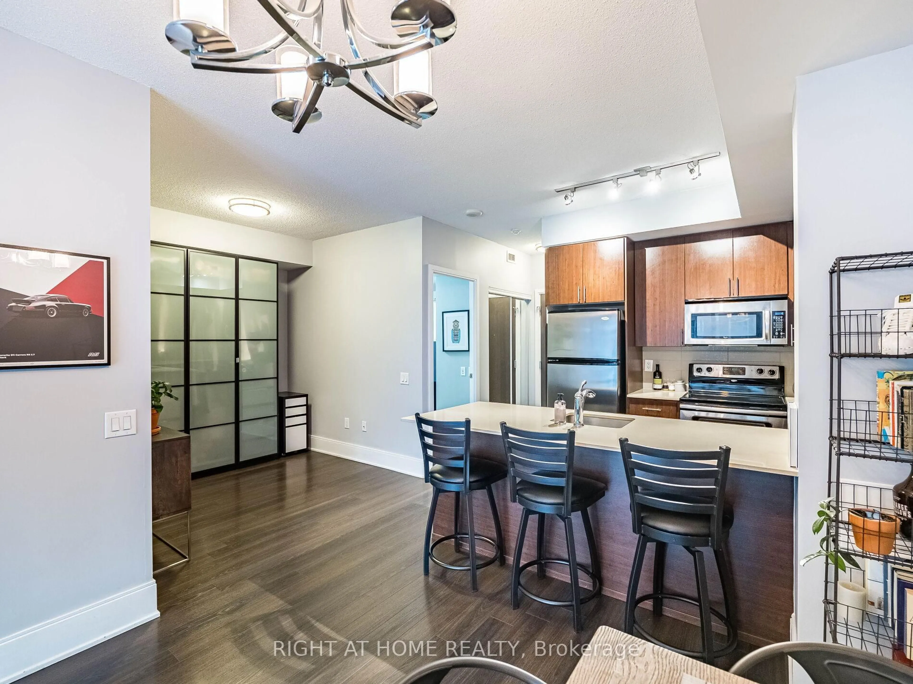 Open concept kitchen, unknown for 560 Front St #221, Toronto Ontario M5V 1C1