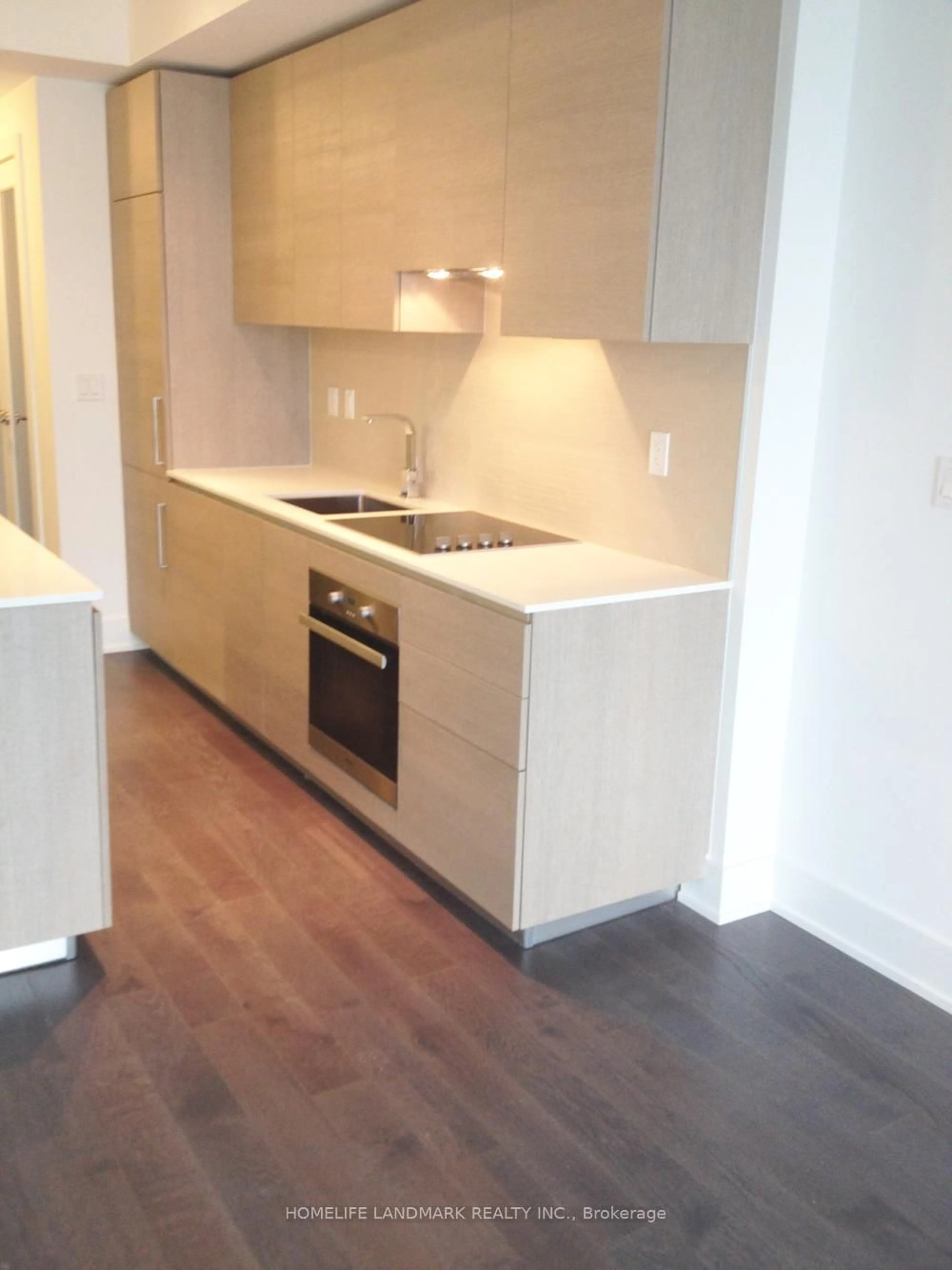 Standard kitchen, wood/laminate floor for 200 Bloor St #702, Toronto Ontario M5S 0B1