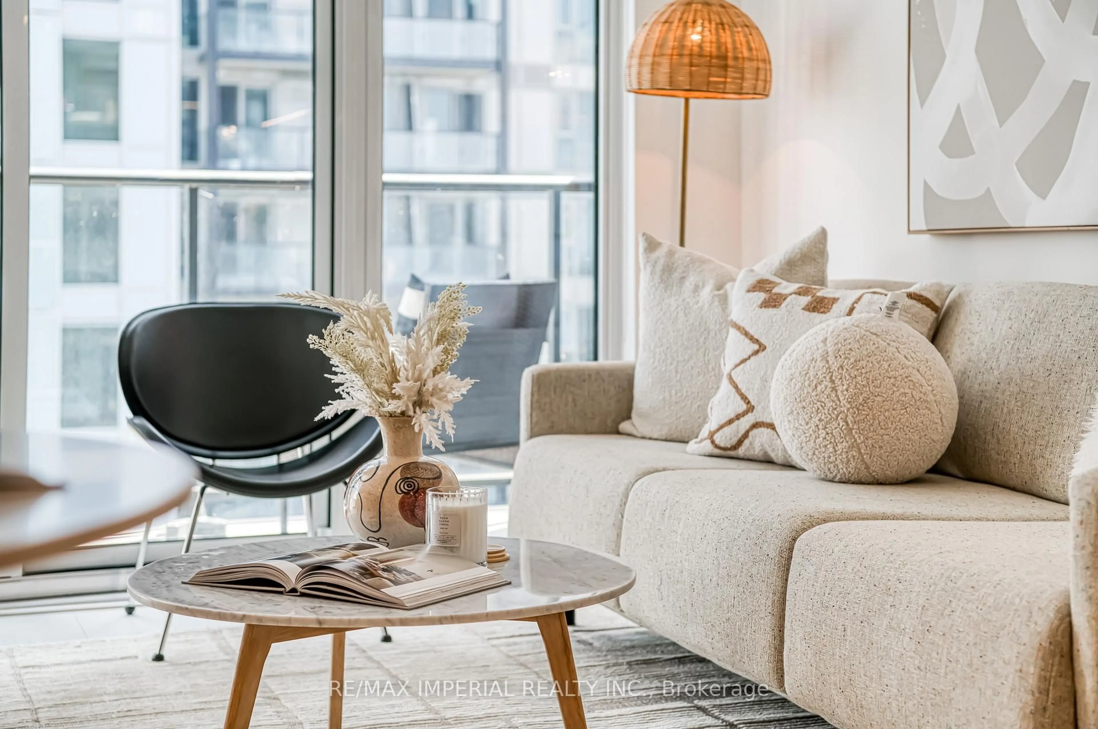 Living room with furniture, unknown for 19 WESTERN BATTERY Rd #3202, Toronto Ontario M6K 0E3