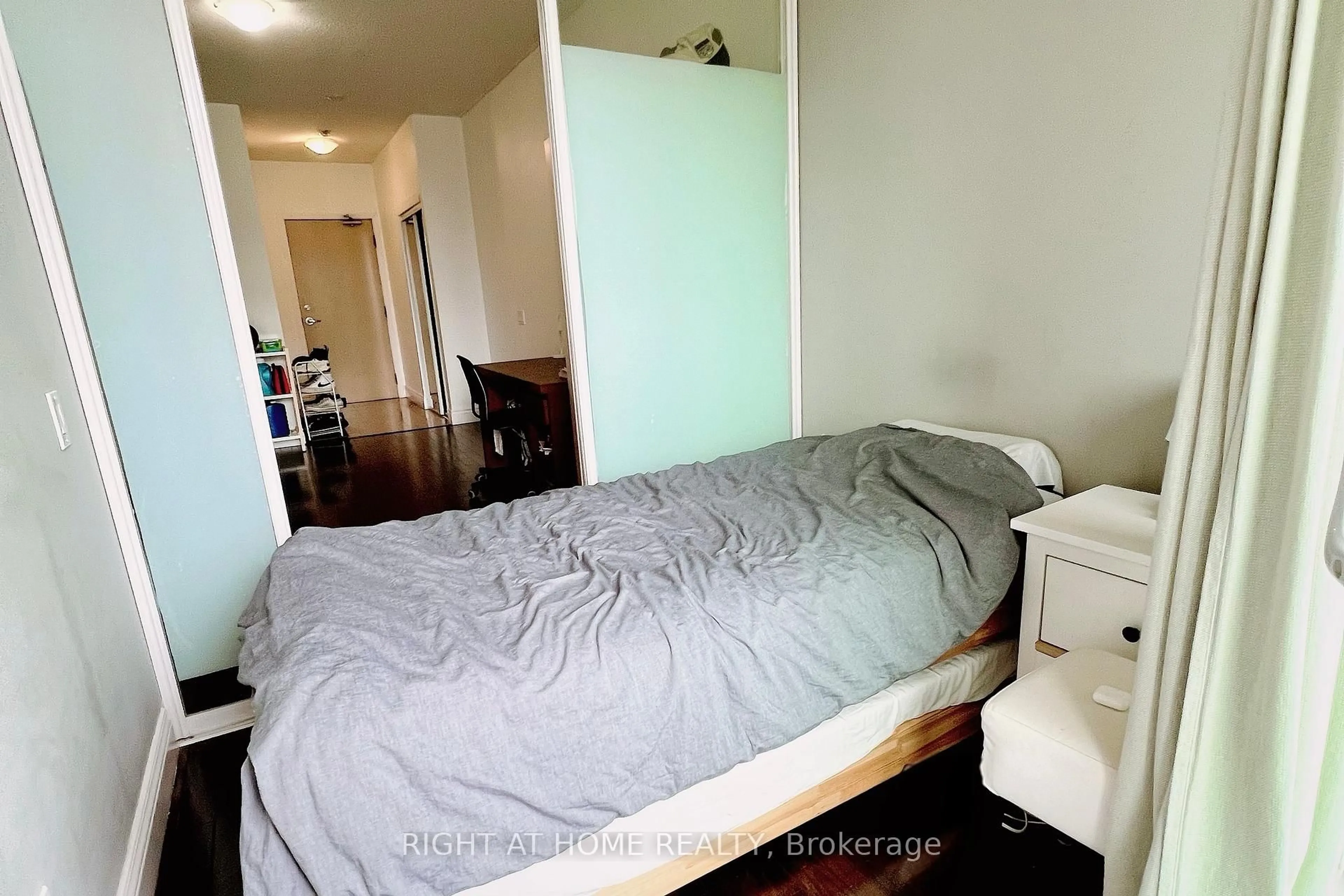 A pic of a room for 60 Byng Ave #1315, Toronto Ontario M2N 7K3