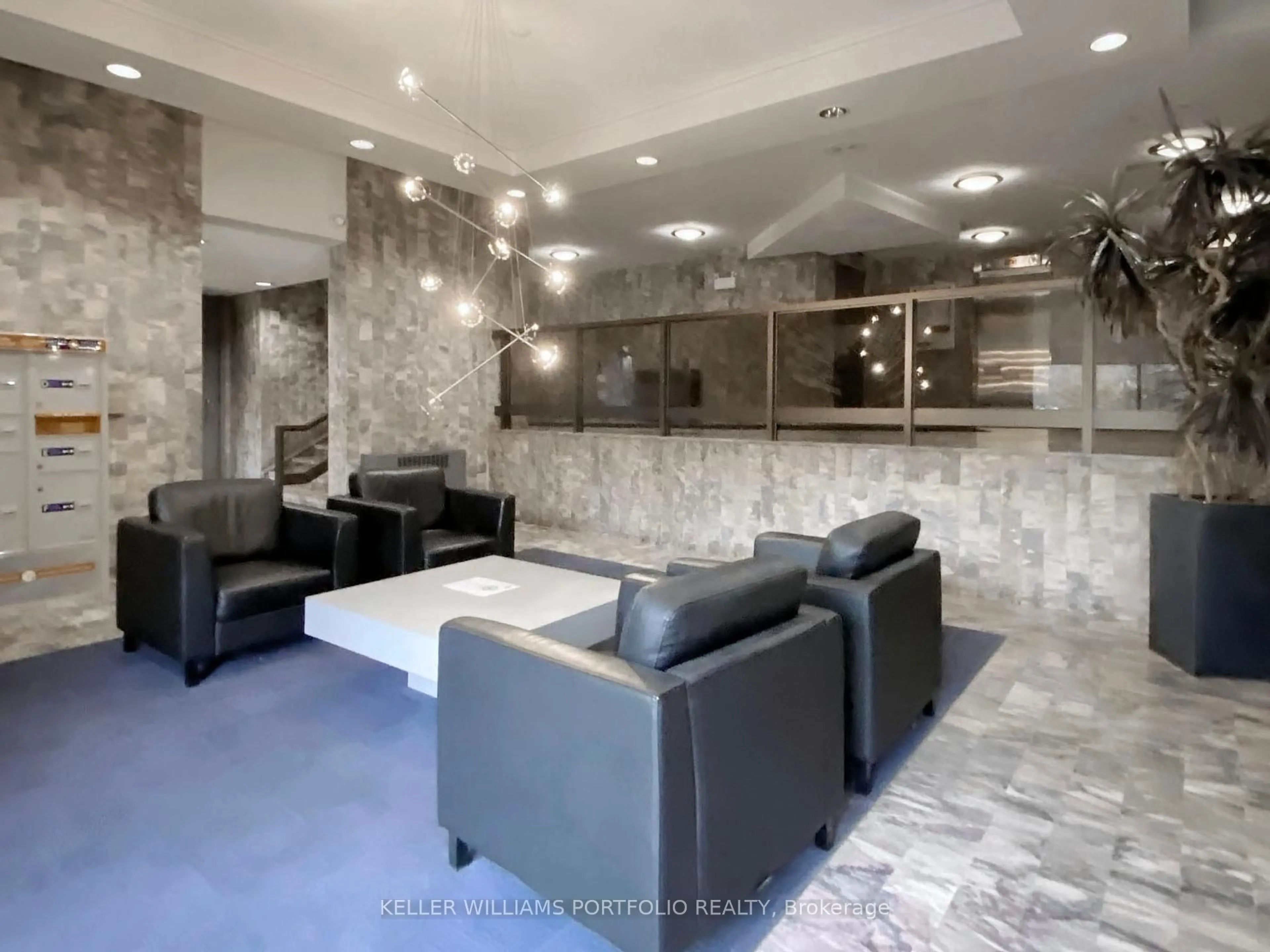 Lobby for 135 Antibes Dr ##2104, Toronto Ontario M2R 2Z1