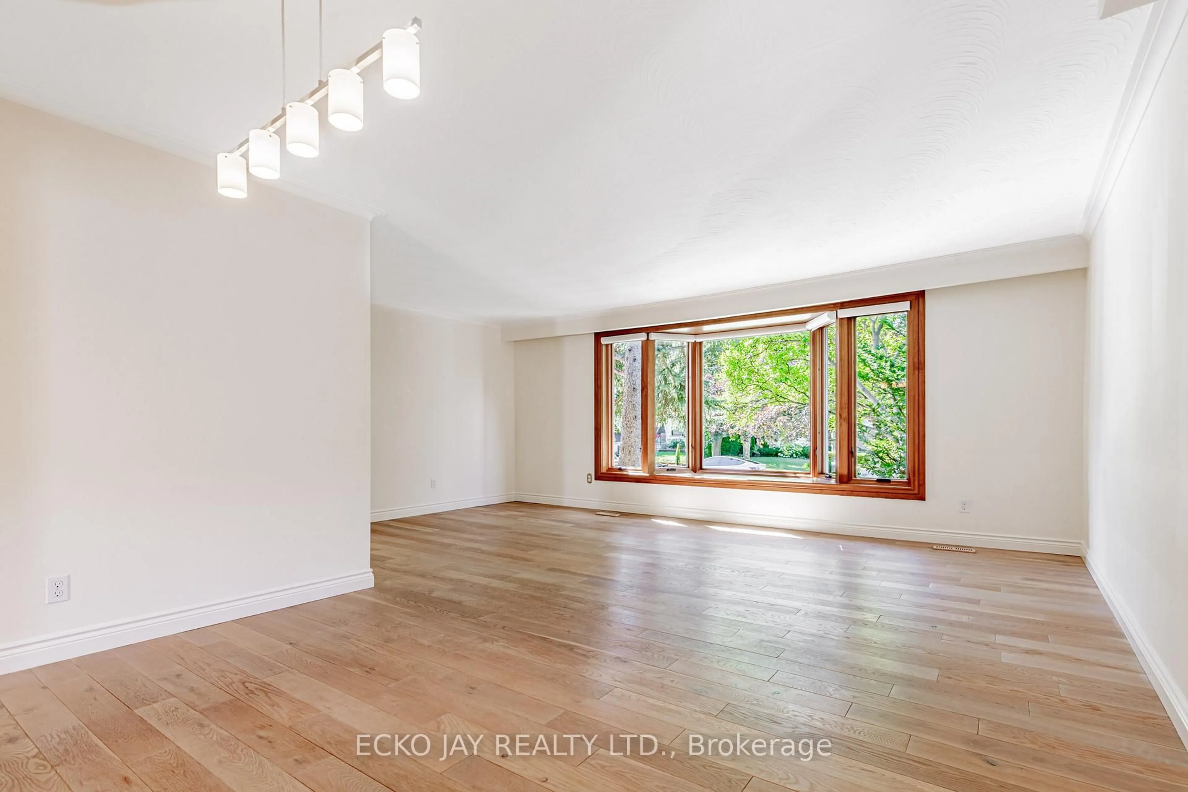 Unknown for 66 Lesgay Cres, Toronto Ontario M2J 2J1
