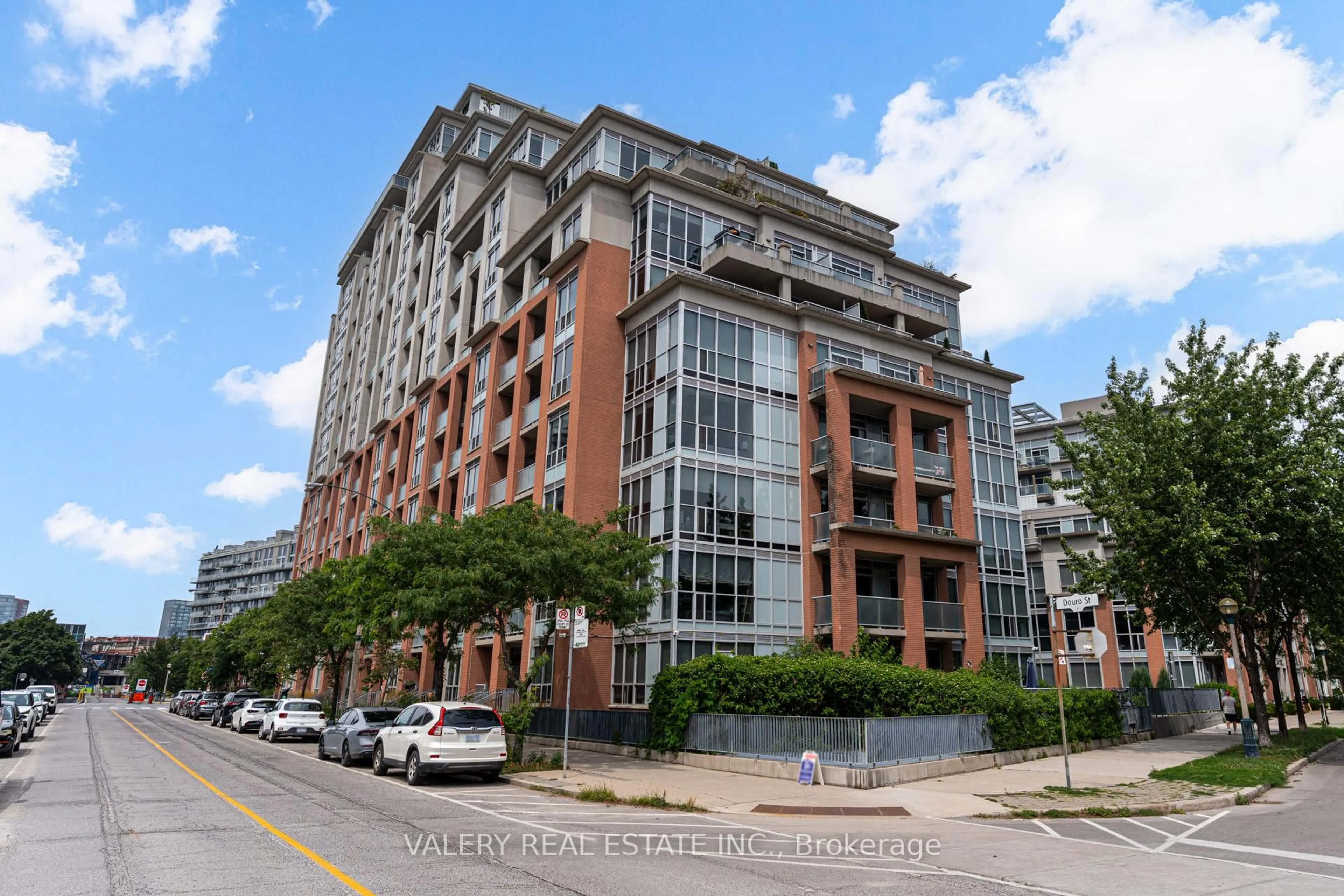 Home with brick exterior material, building for 1 Shaw St #315, Toronto Ontario M6K 0A1
