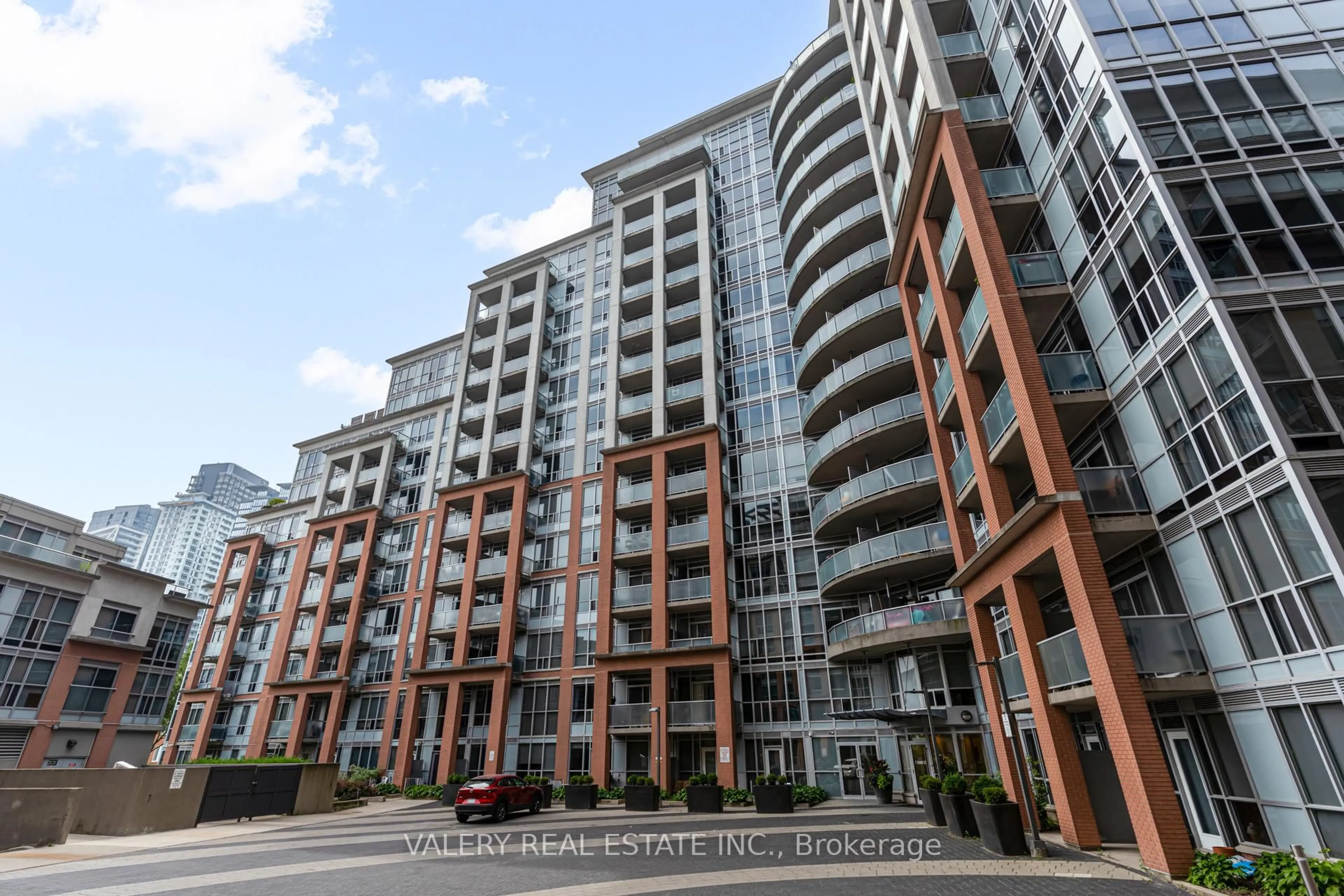 A pic from outside/outdoor area/front of a property/back of a property/a pic from drone, unknown for 1 Shaw St #315, Toronto Ontario M6K 0A1