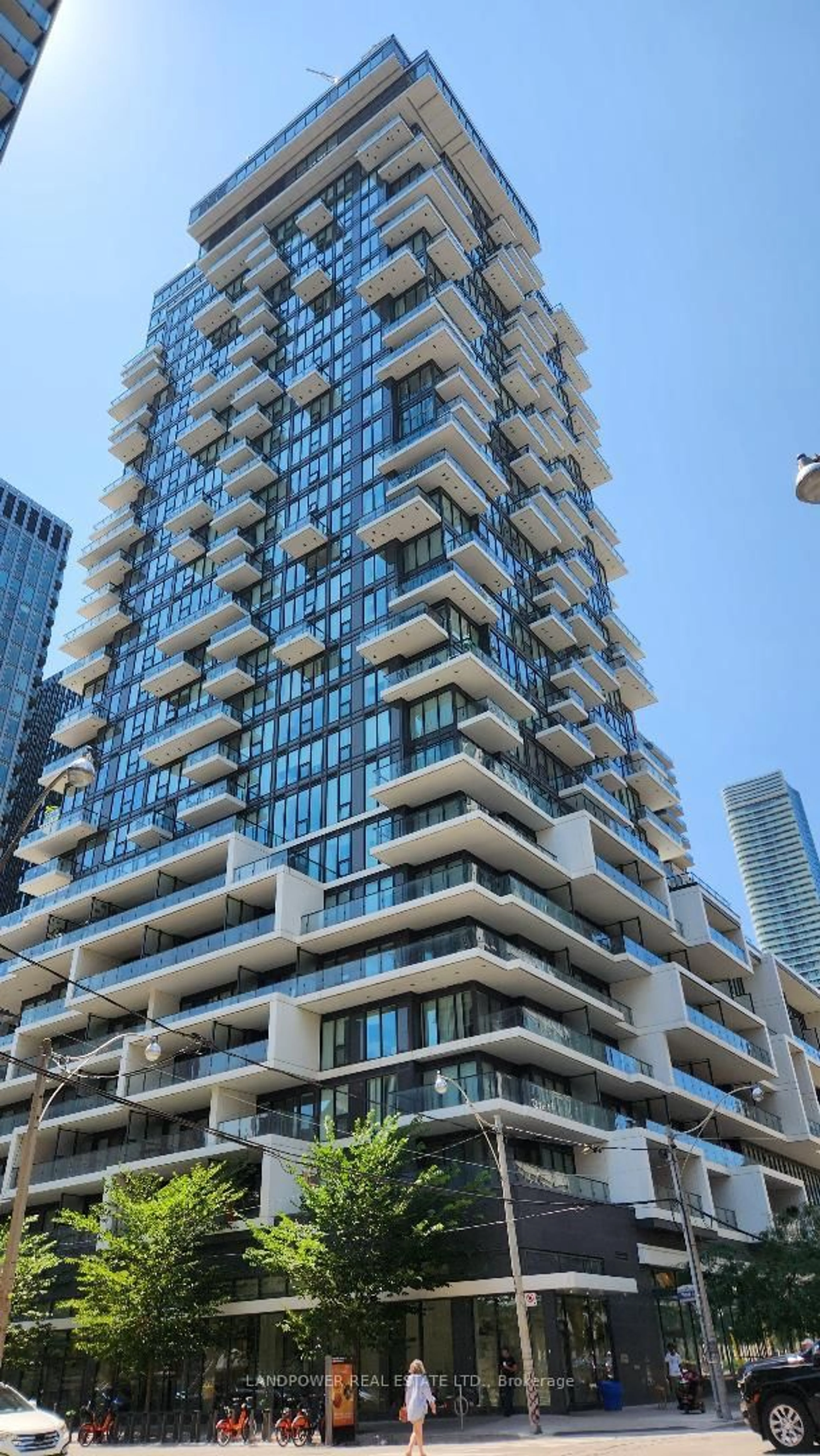 Unknown for 77 Shuter St #526, Toronto Ontario M5B 0B8