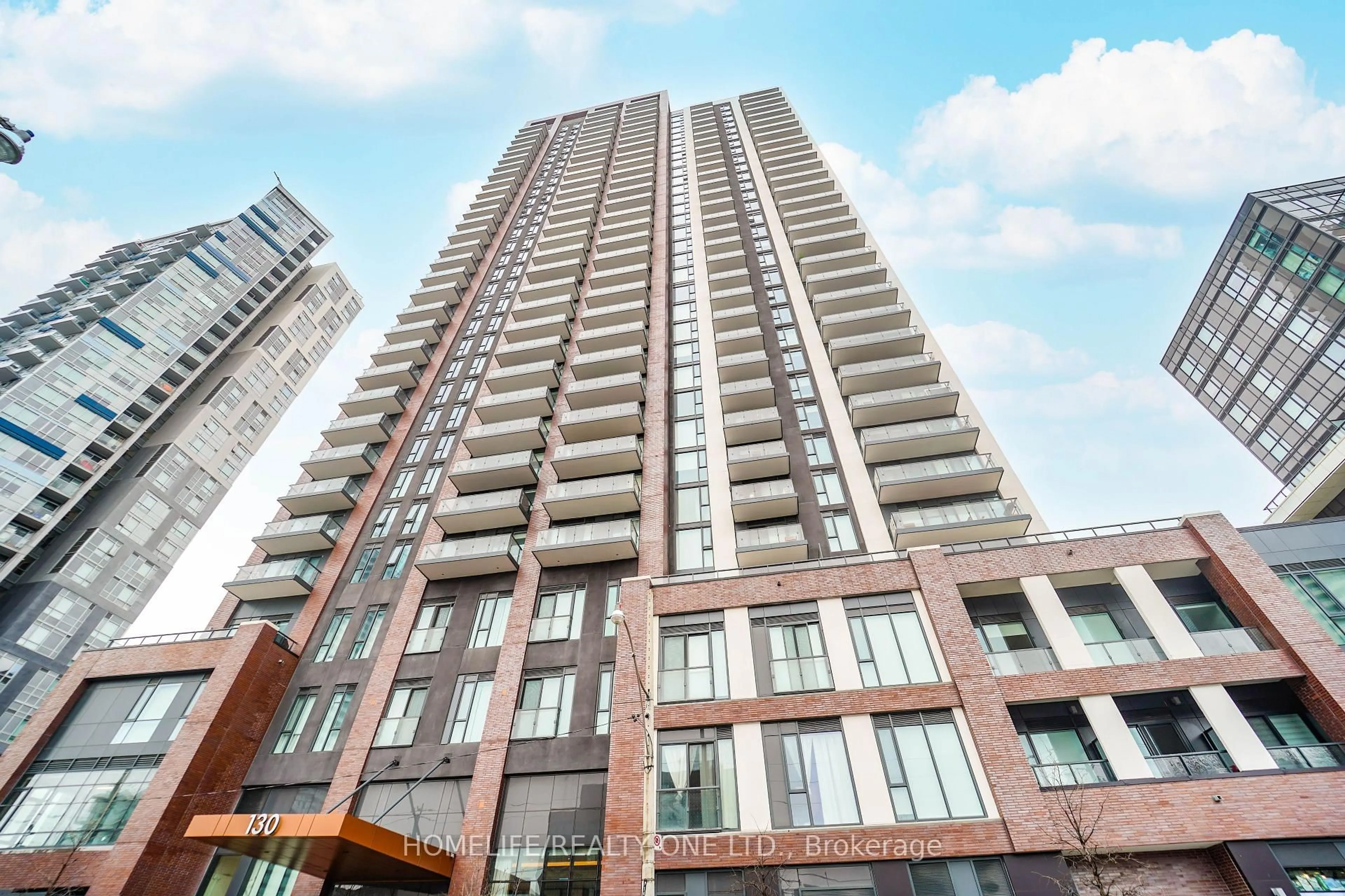 Unknown for 130 River St #2002, Toronto Ontario M5A 0R8