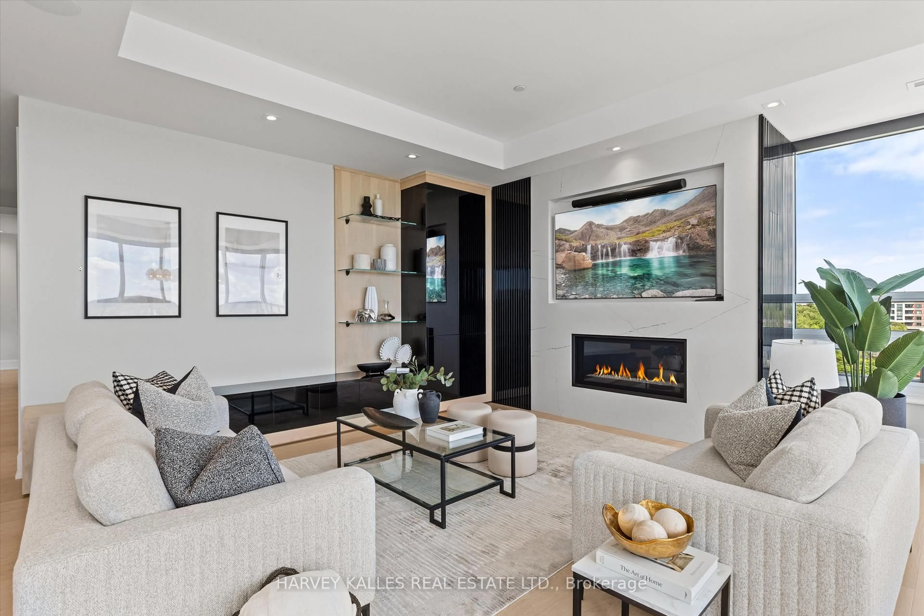 Living room with furniture, unknown for 355 Bedford Park Ave #703, Toronto Ontario M5M 0B2