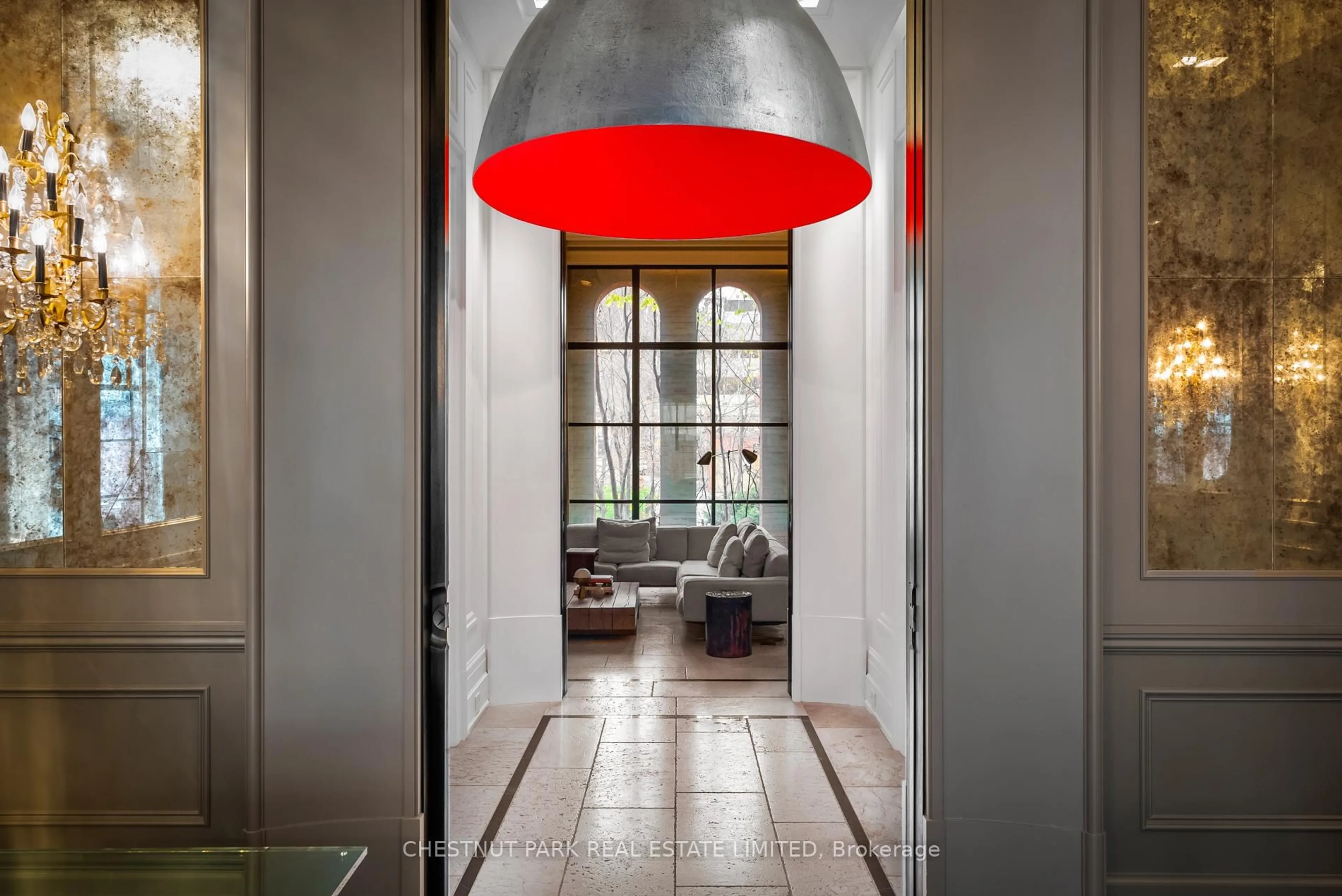 Indoor foyer for 310 Palmerston Blvd, Toronto Ontario M6G 2N5