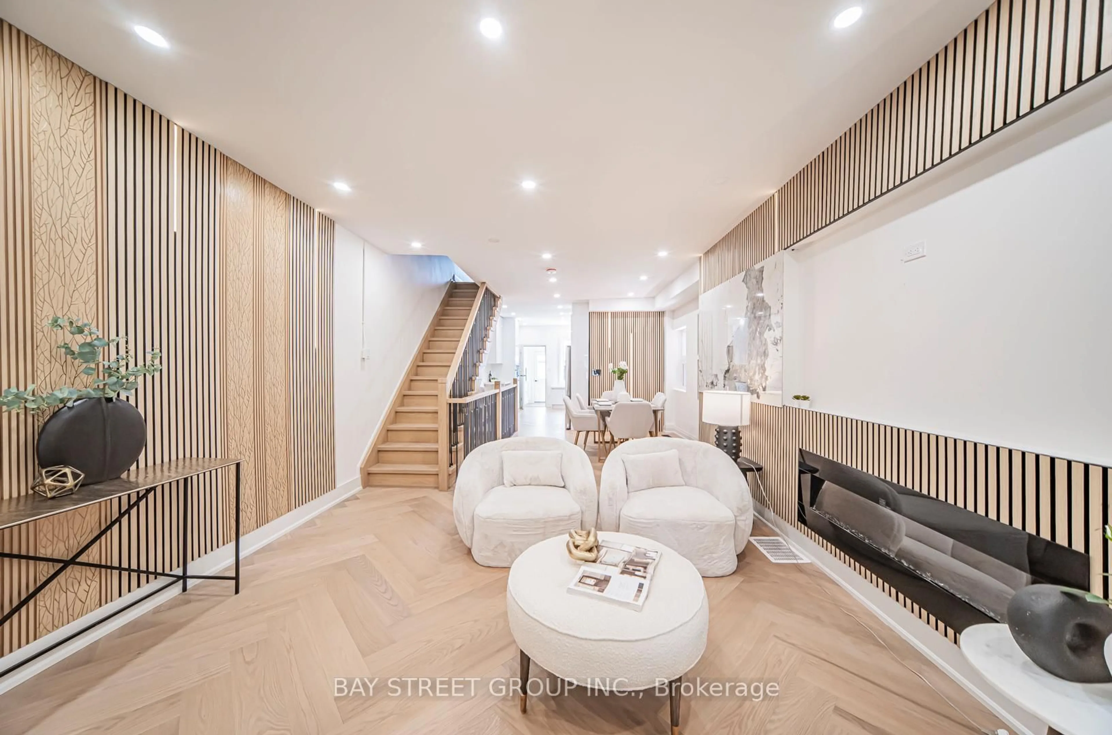 Unknown for 126 Grace St, Toronto Ontario M6J 2S2