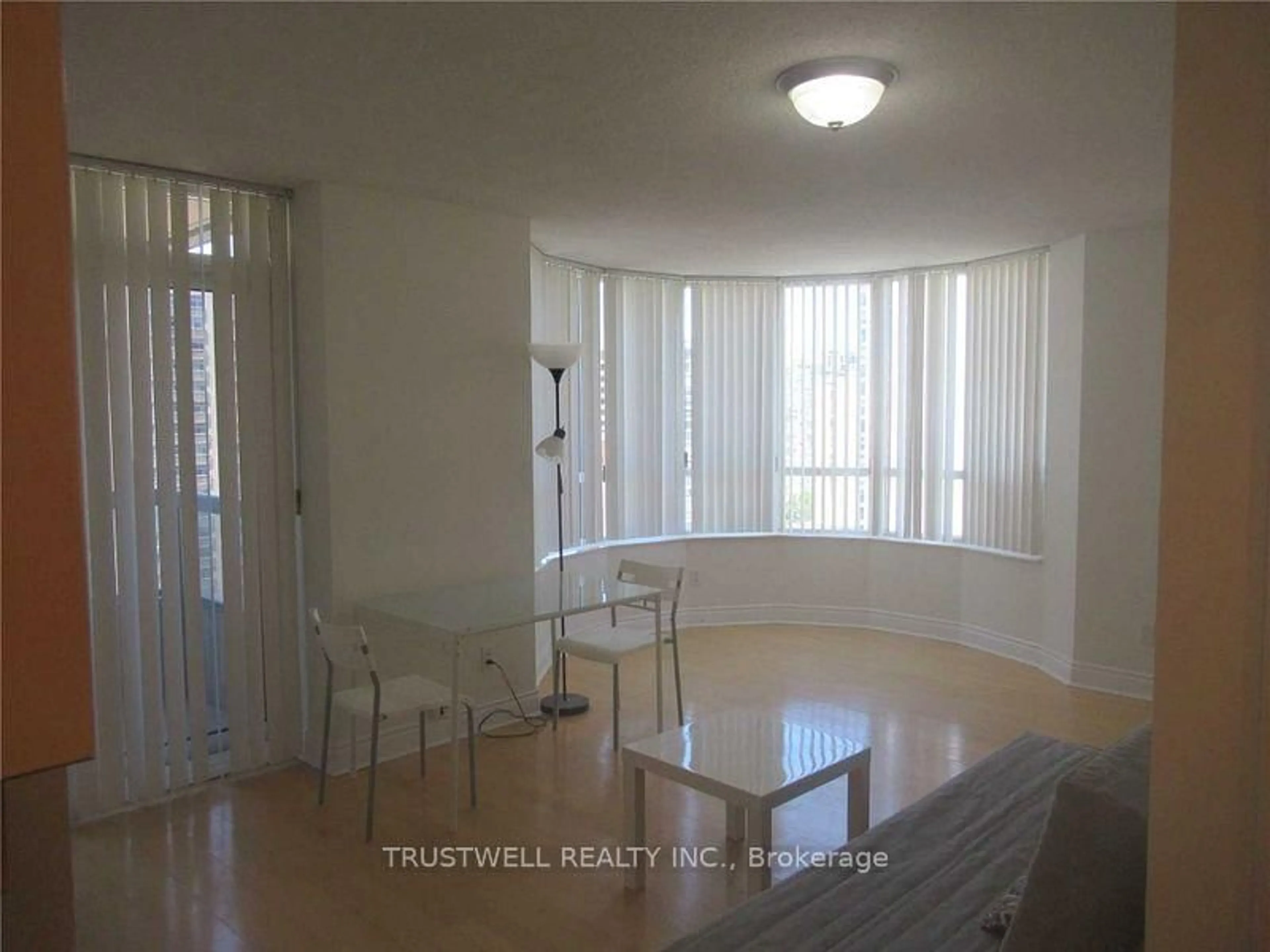 A pic of a room for 15 Northtown Way #1618, Toronto Ontario M2N 7A2