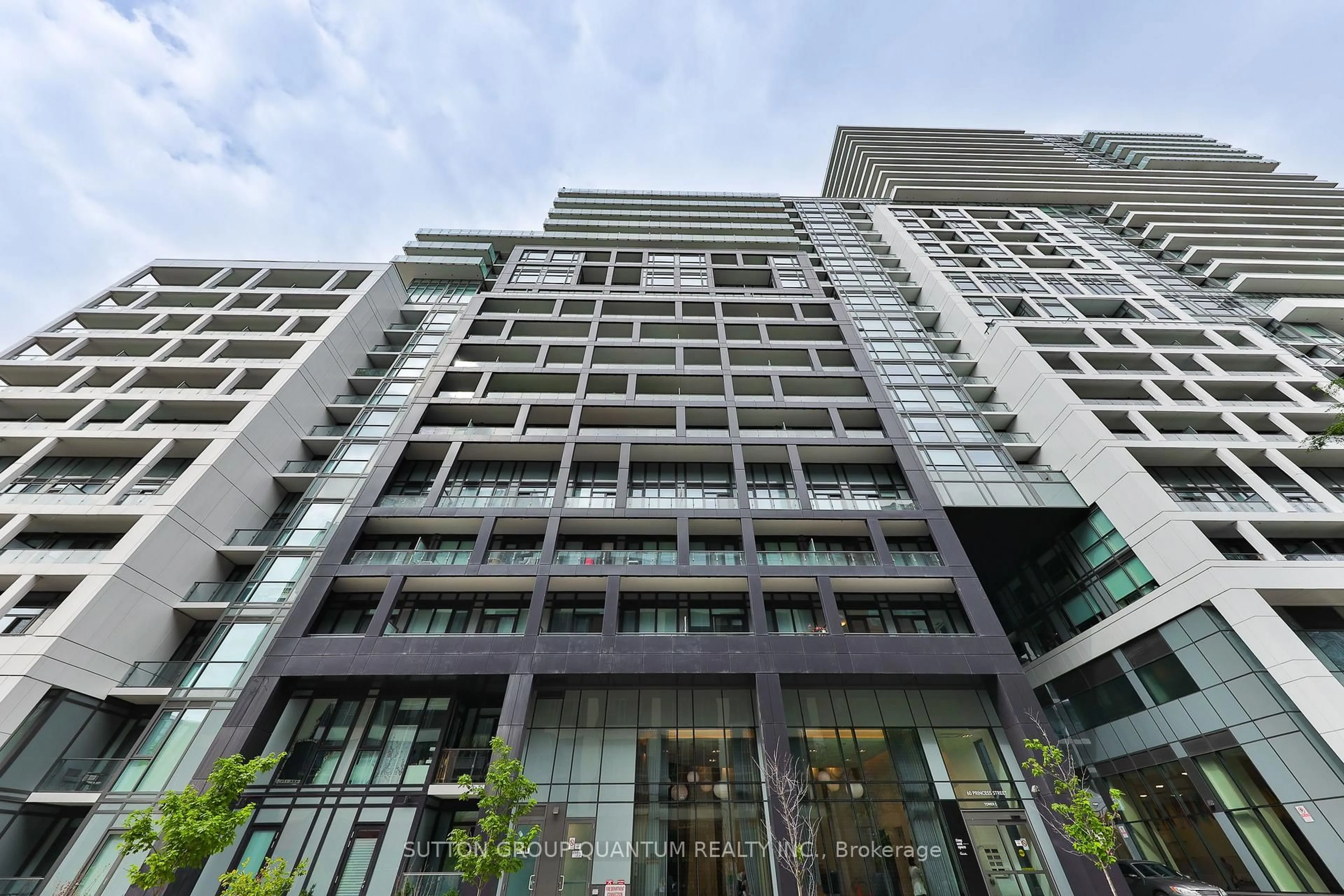 Indoor foyer for 60 Princess St #208, Toronto Ontario M5A 1E7