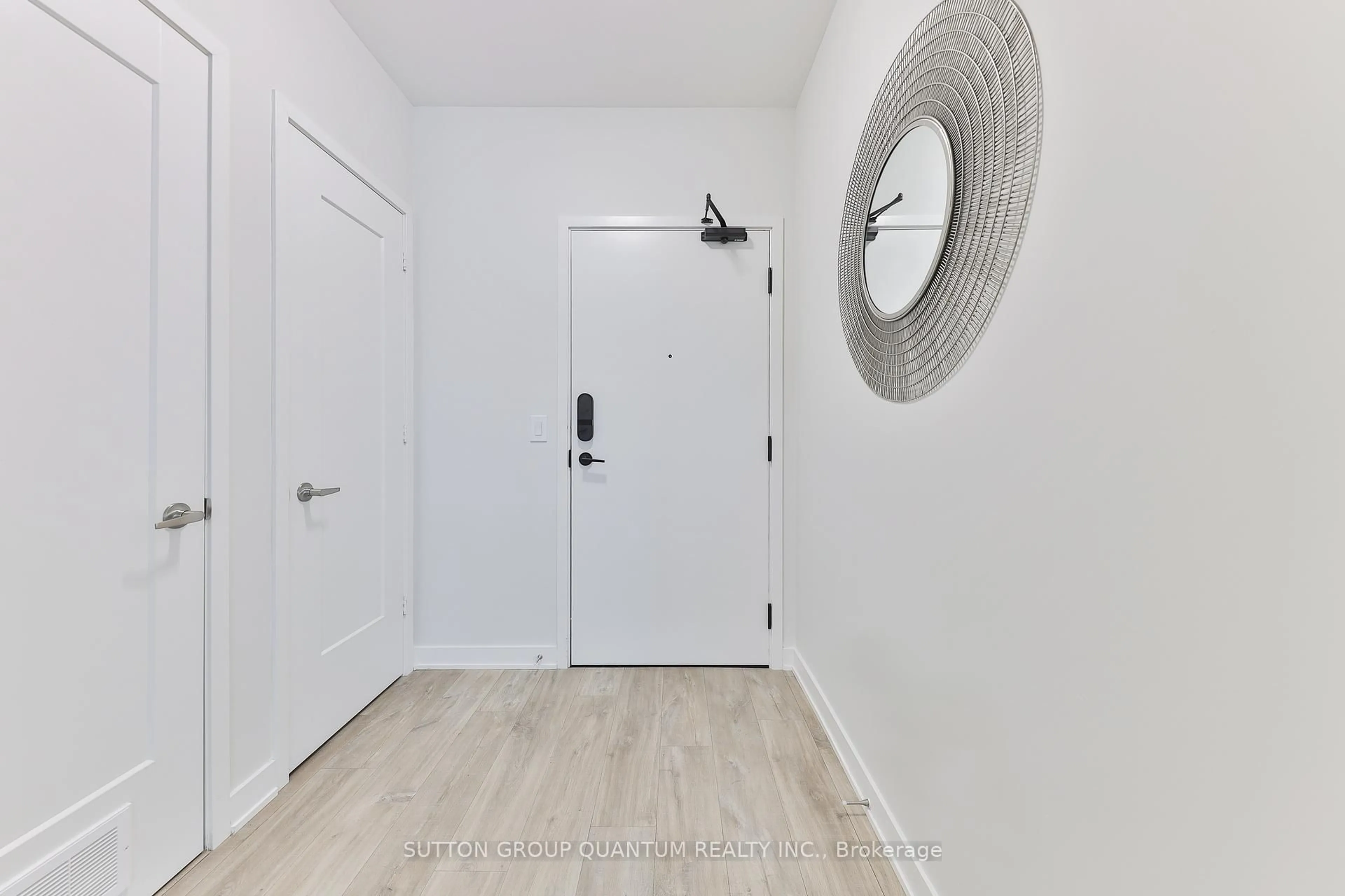 Indoor entryway for 60 Princess St #208, Toronto Ontario M5A 1E7