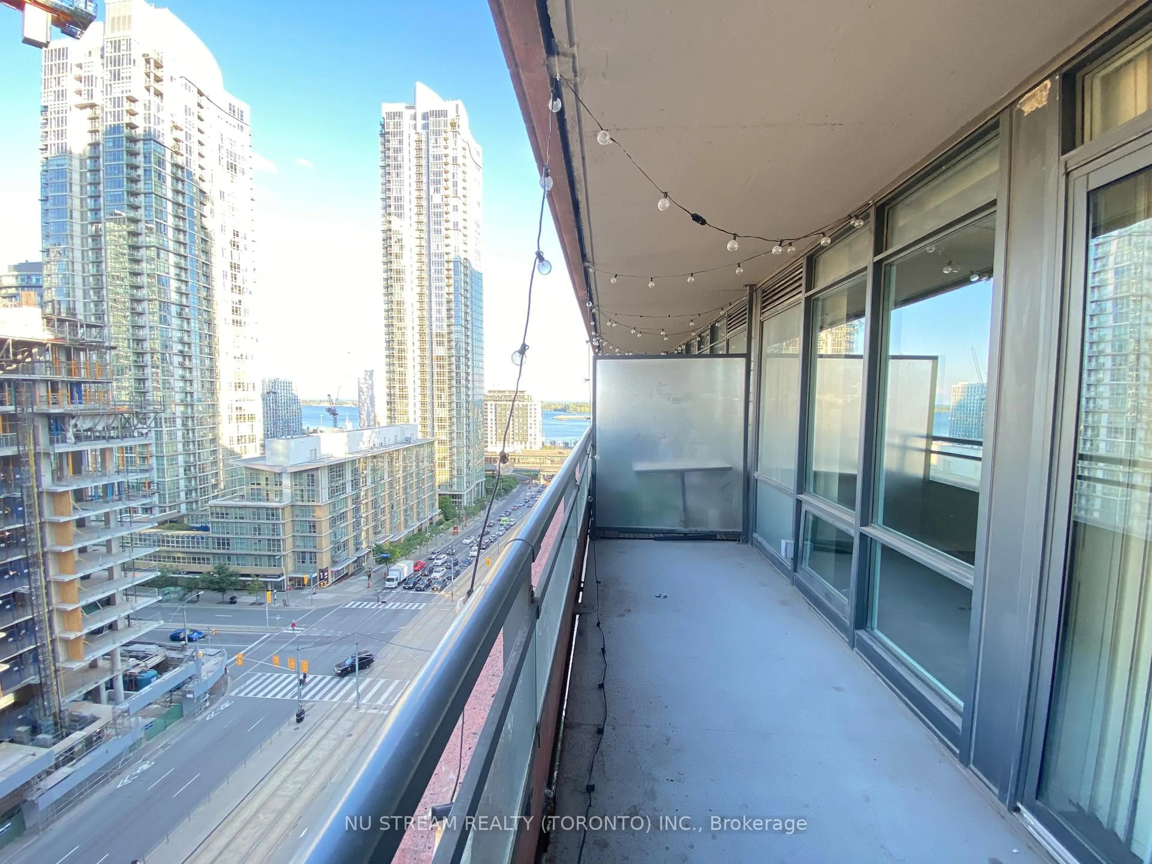Balcony in the apartment, city buildings view from balcony for 4K Spadina Ave #1508, Toronto Ontario M5V 3Y9