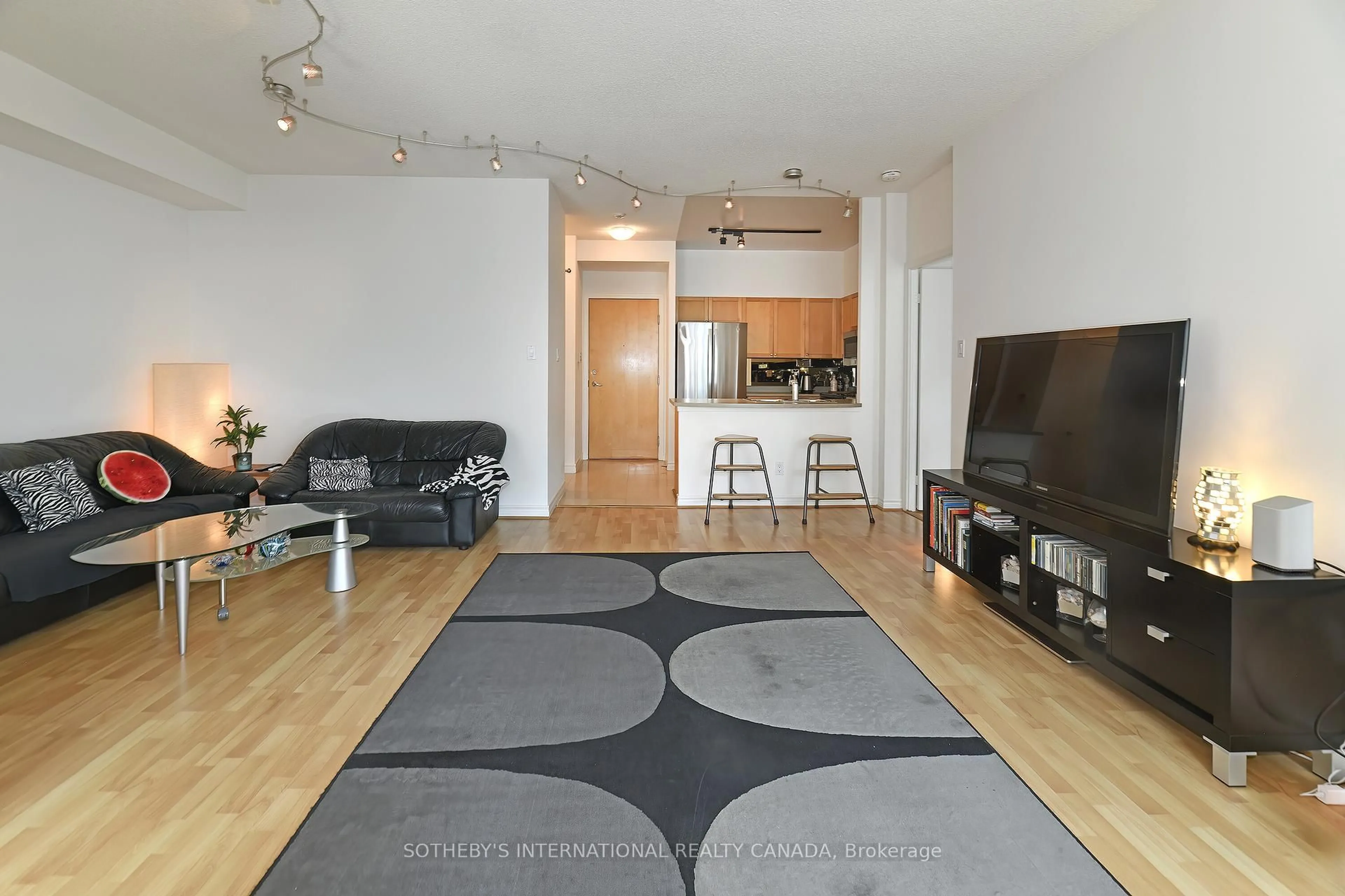 Living room with furniture, unknown for 600 Queens Quay #SP10, Toronto Ontario M5V 3M3